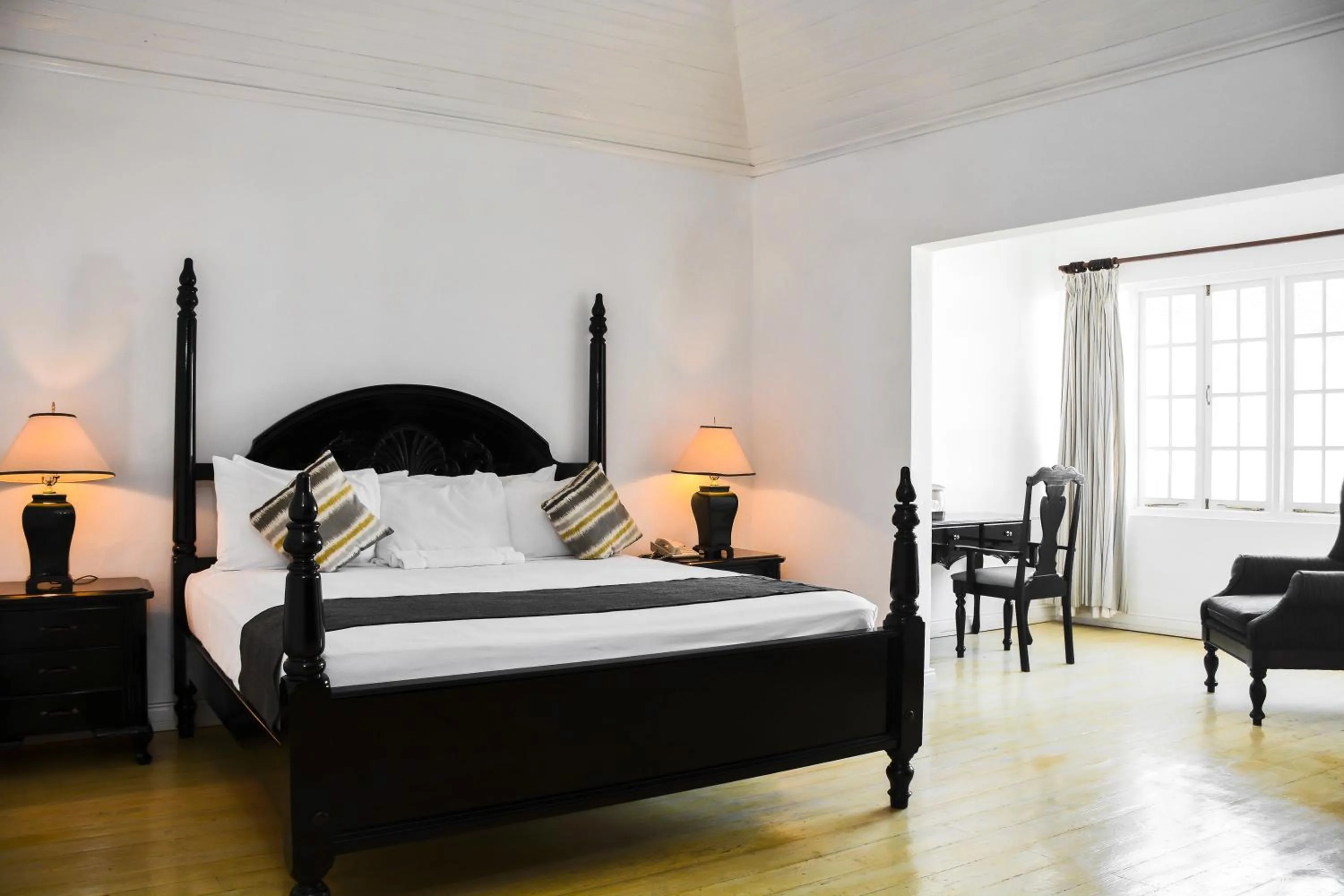 Day, Bed in Grand Hotel Excelsior Port Royal