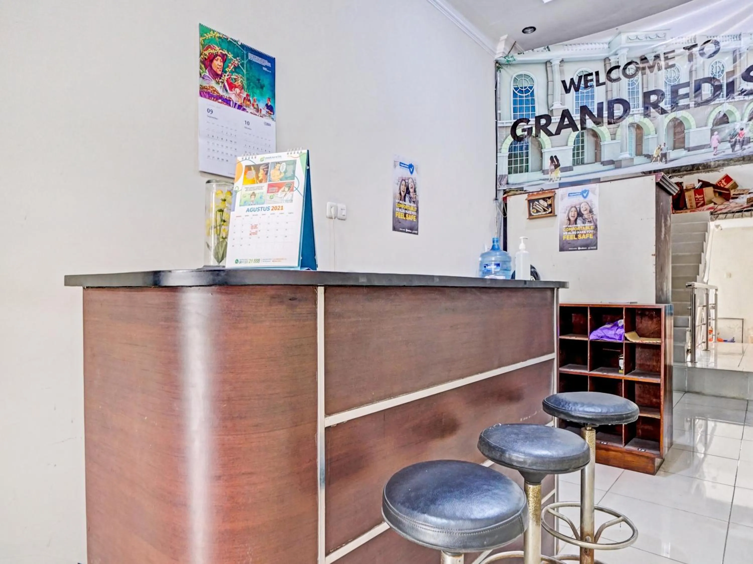 Lobby or reception in RedDoorz near Universitas Merdeka Malang 2