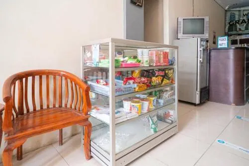 RedDoorz near Universitas Merdeka Malang 2