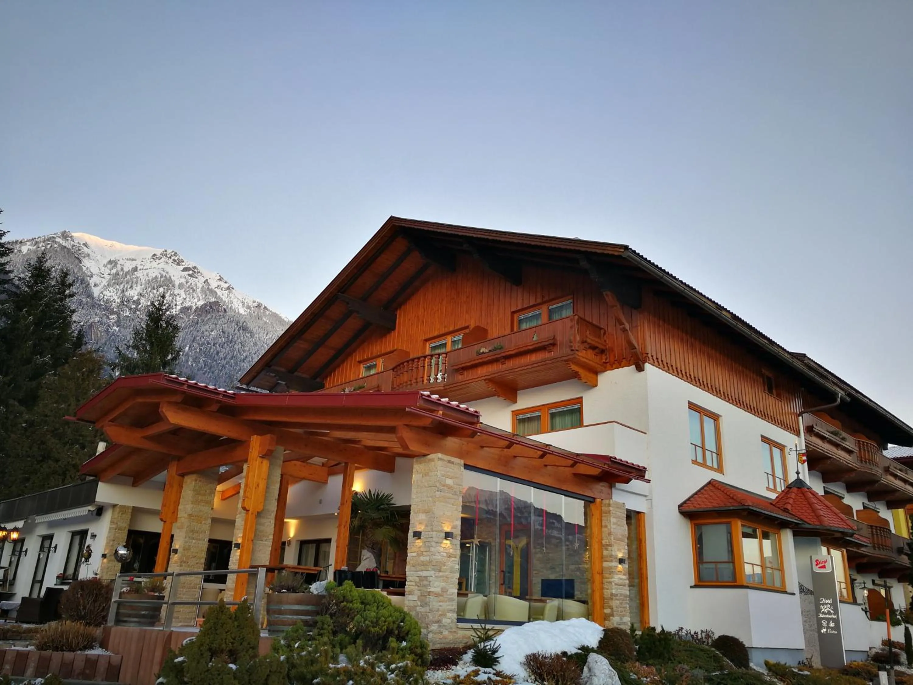 Facade/entrance in Hotel Kärntnerhof & Suiten 3-Stern Superior