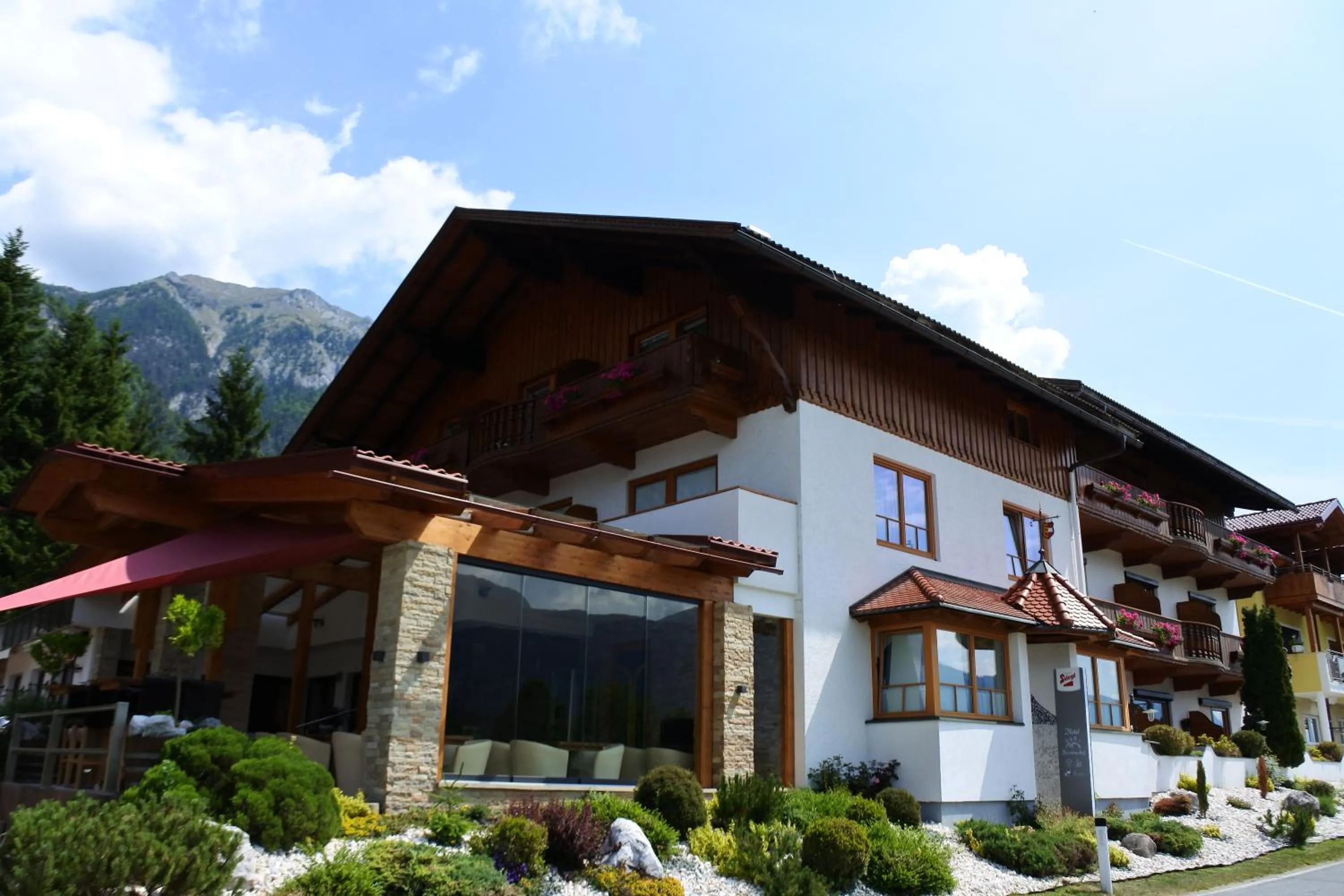 Facade/entrance in Hotel Kärntnerhof & Suiten 3-Stern Superior