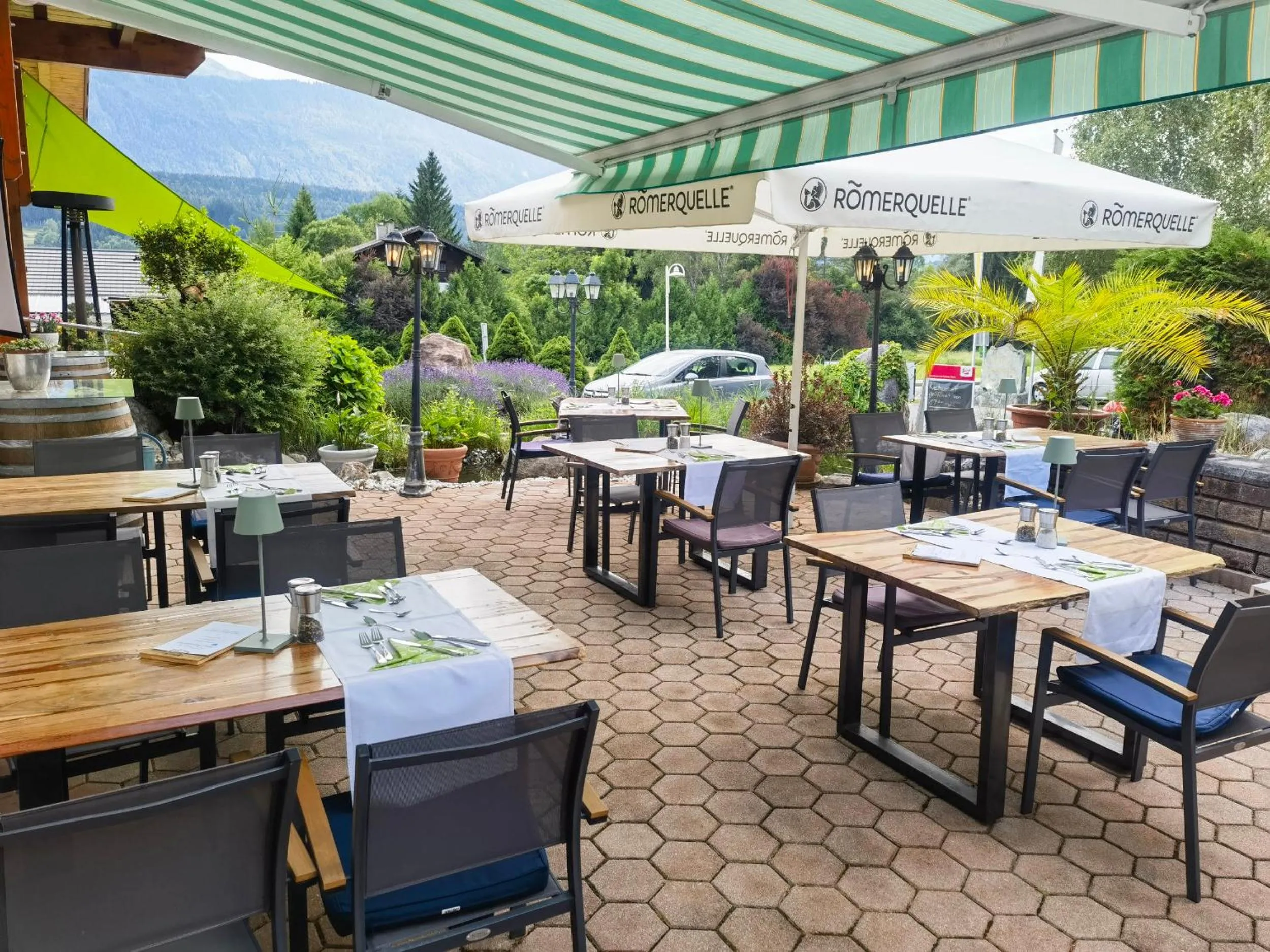 Patio in Hotel Kärntnerhof & Suiten 3-Stern Superior