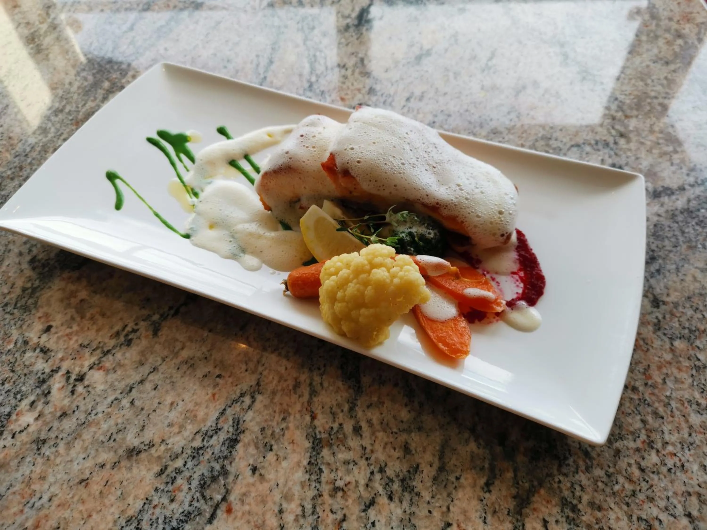 Food and drinks in Hotel Kärntnerhof & Suiten 3-Stern Superior