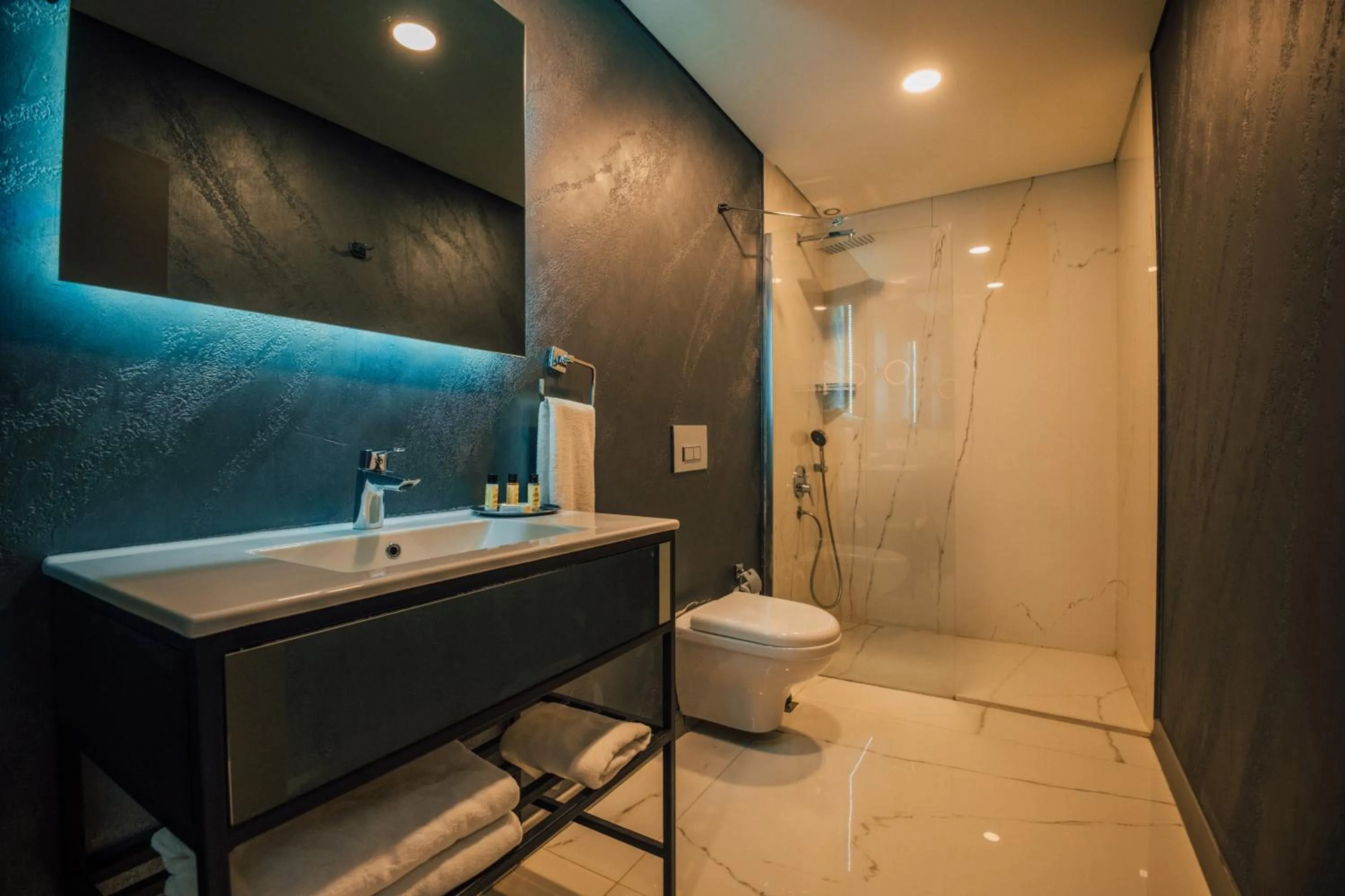 DELLAGO LUXURY HOTEL SAPANCA