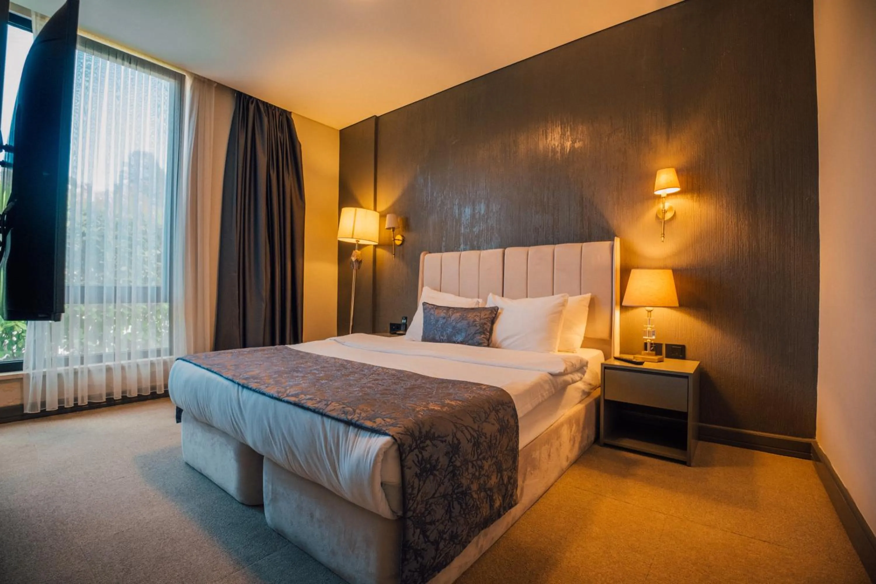 Bed in DELLAGO LUXURY HOTEL SAPANCA