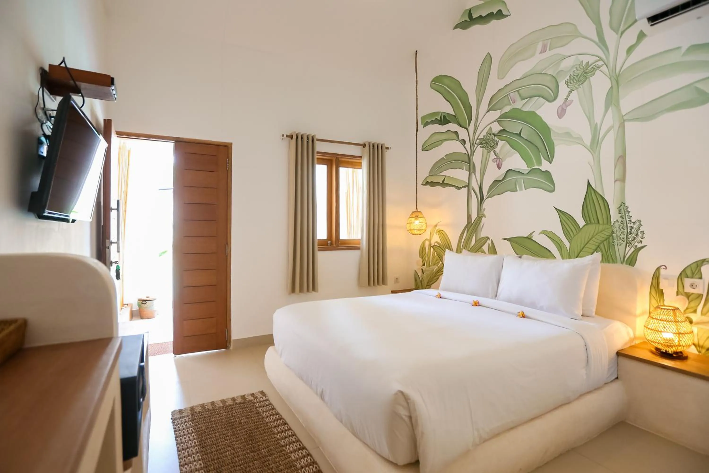 Bed in Green Banana