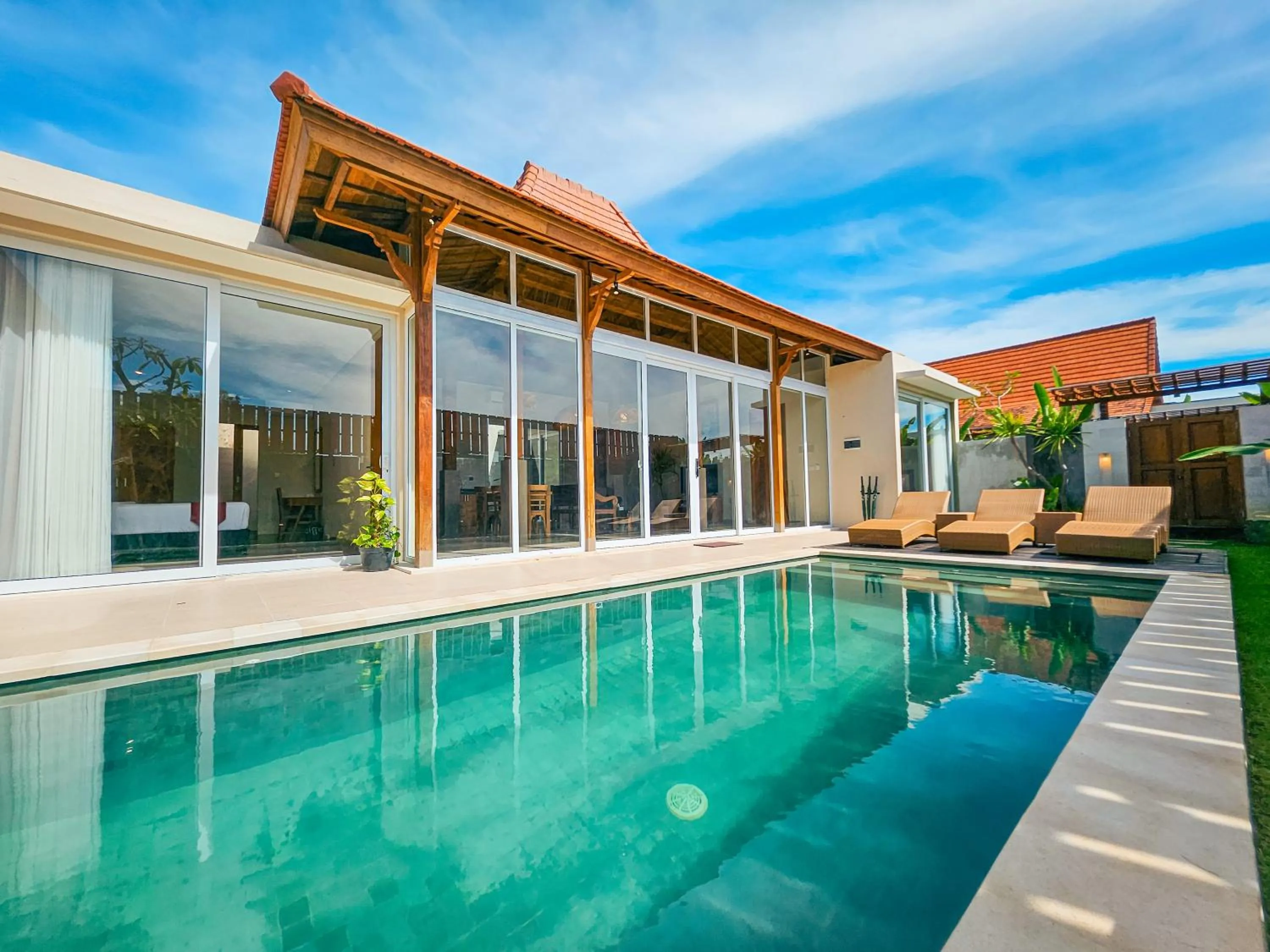 Day in Svarna Suites Seminyak