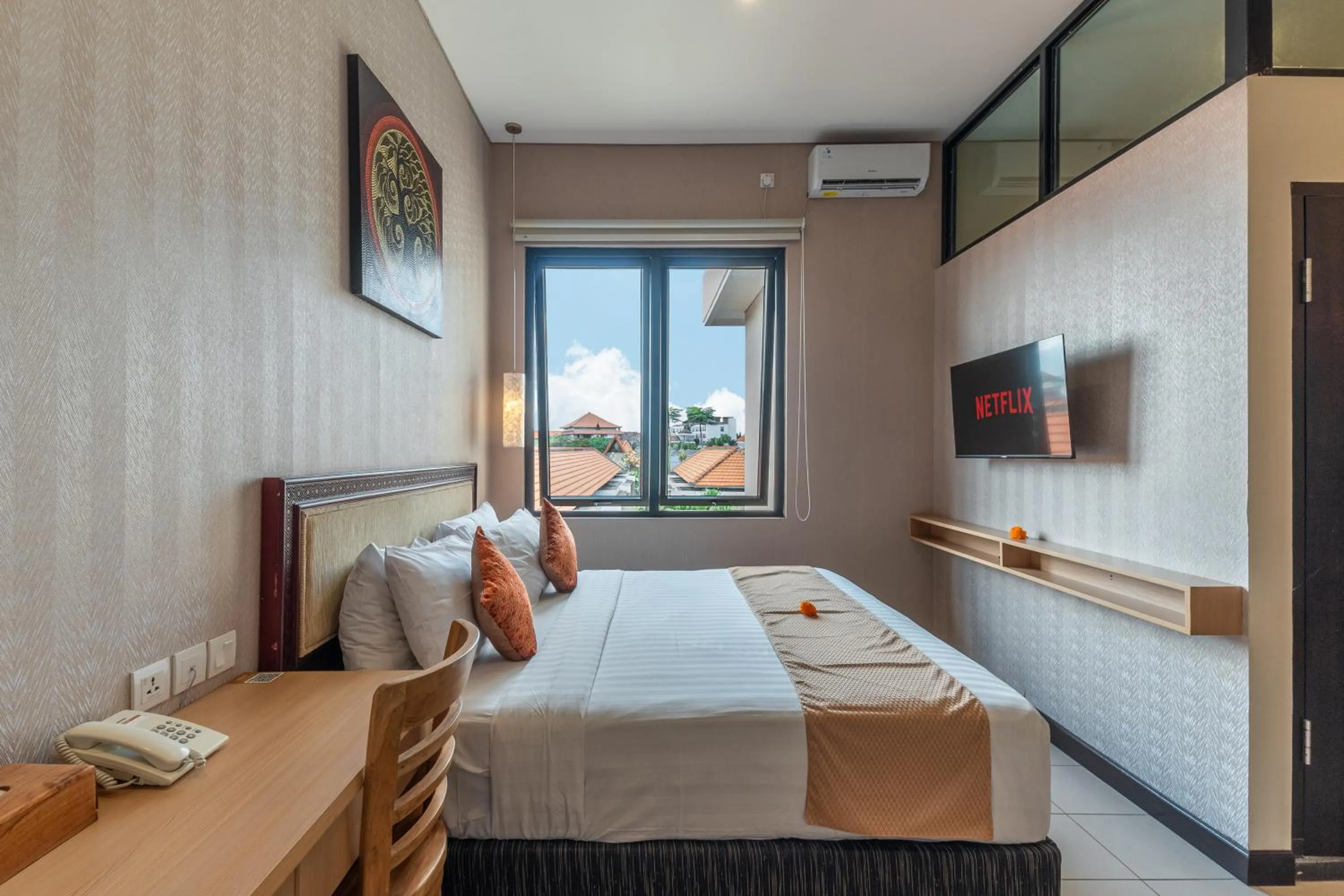 Bed in Svarna Suites Seminyak