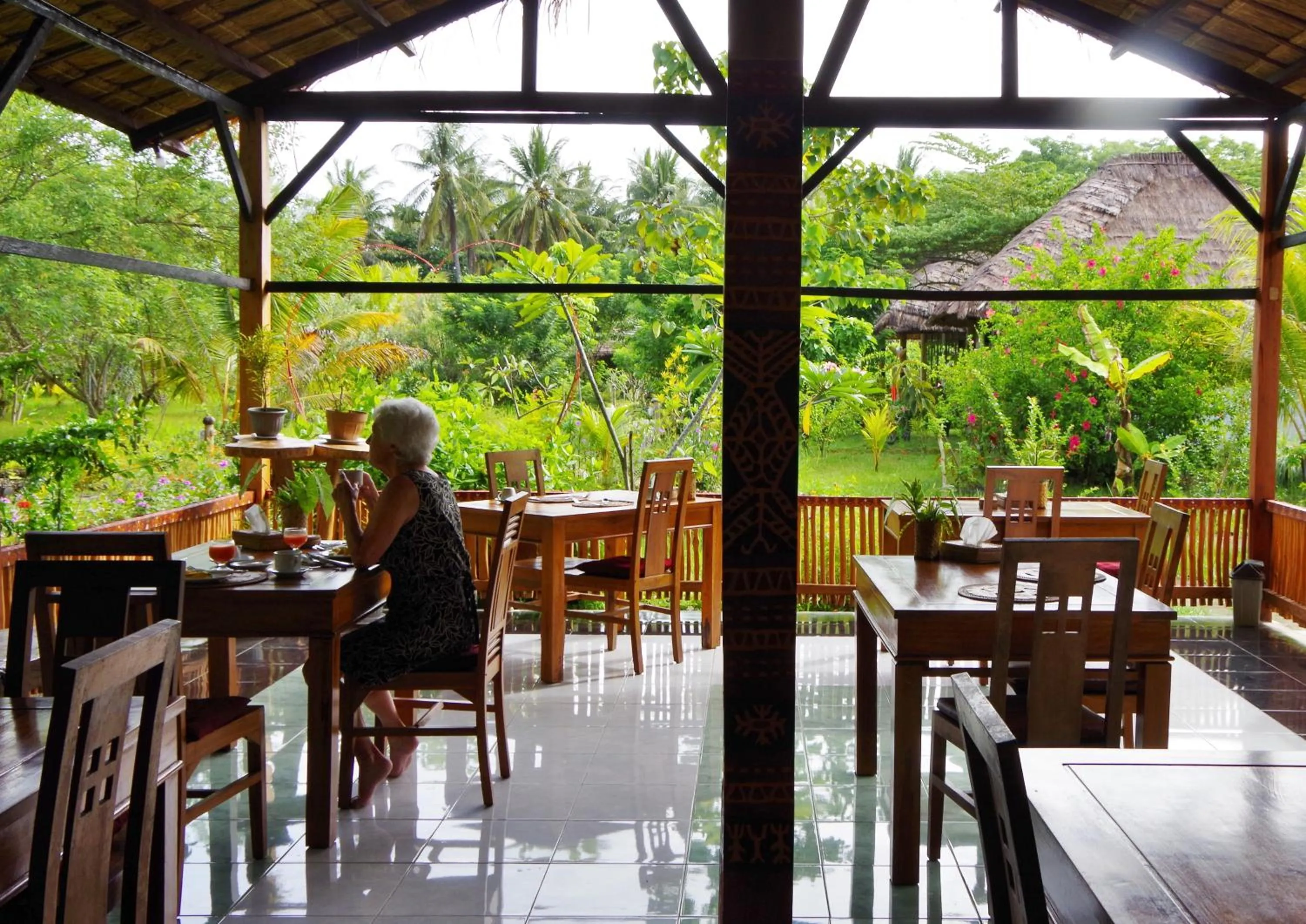 Restaurant/places to eat in Budi Sun Resort, Flores, Maumere