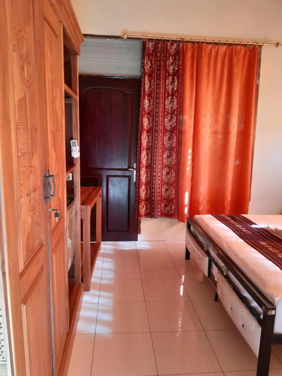 Bedroom, Bed in Budi Sun Resort, Flores, Maumere