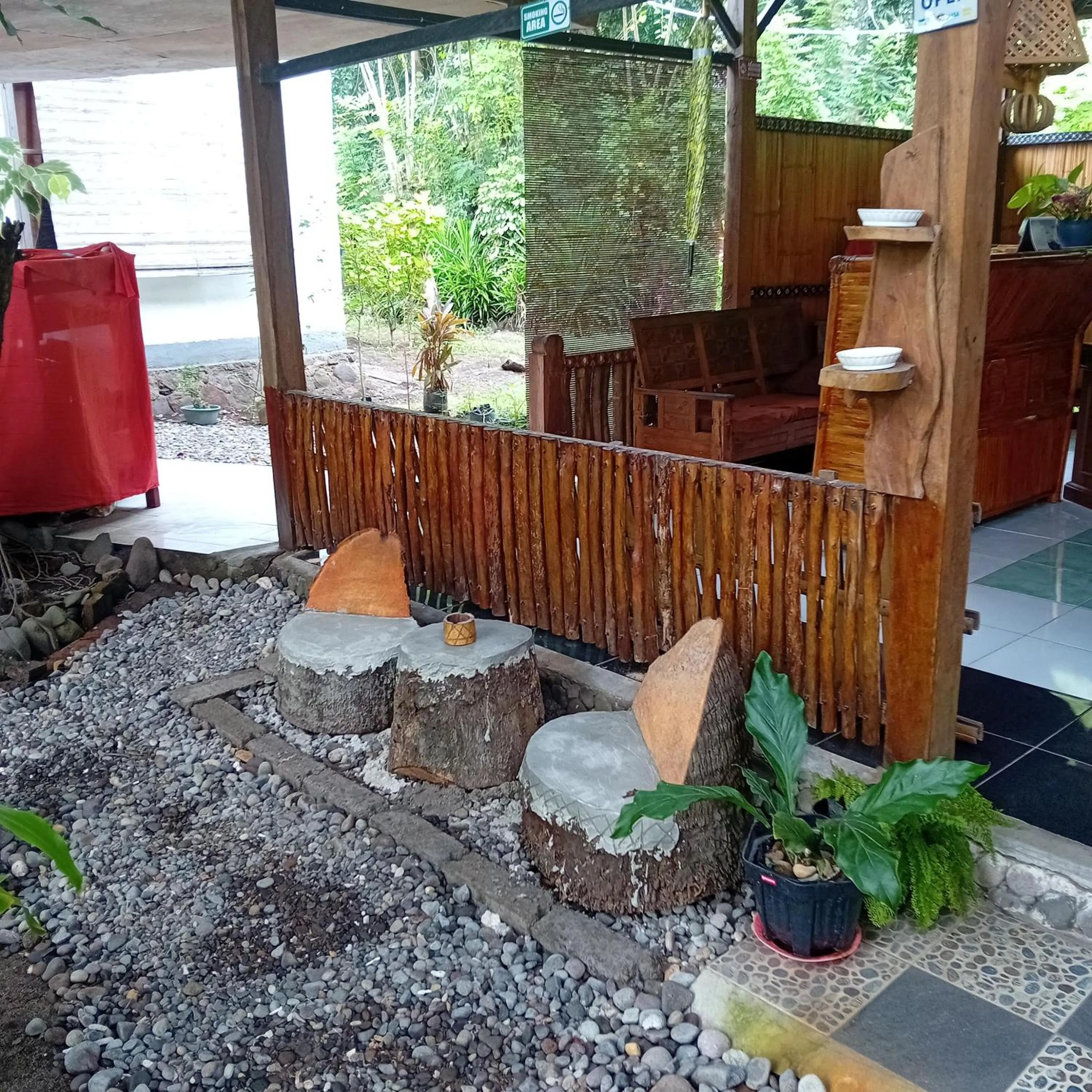 Restaurant/places to eat in Budi Sun Resort, Flores, Maumere