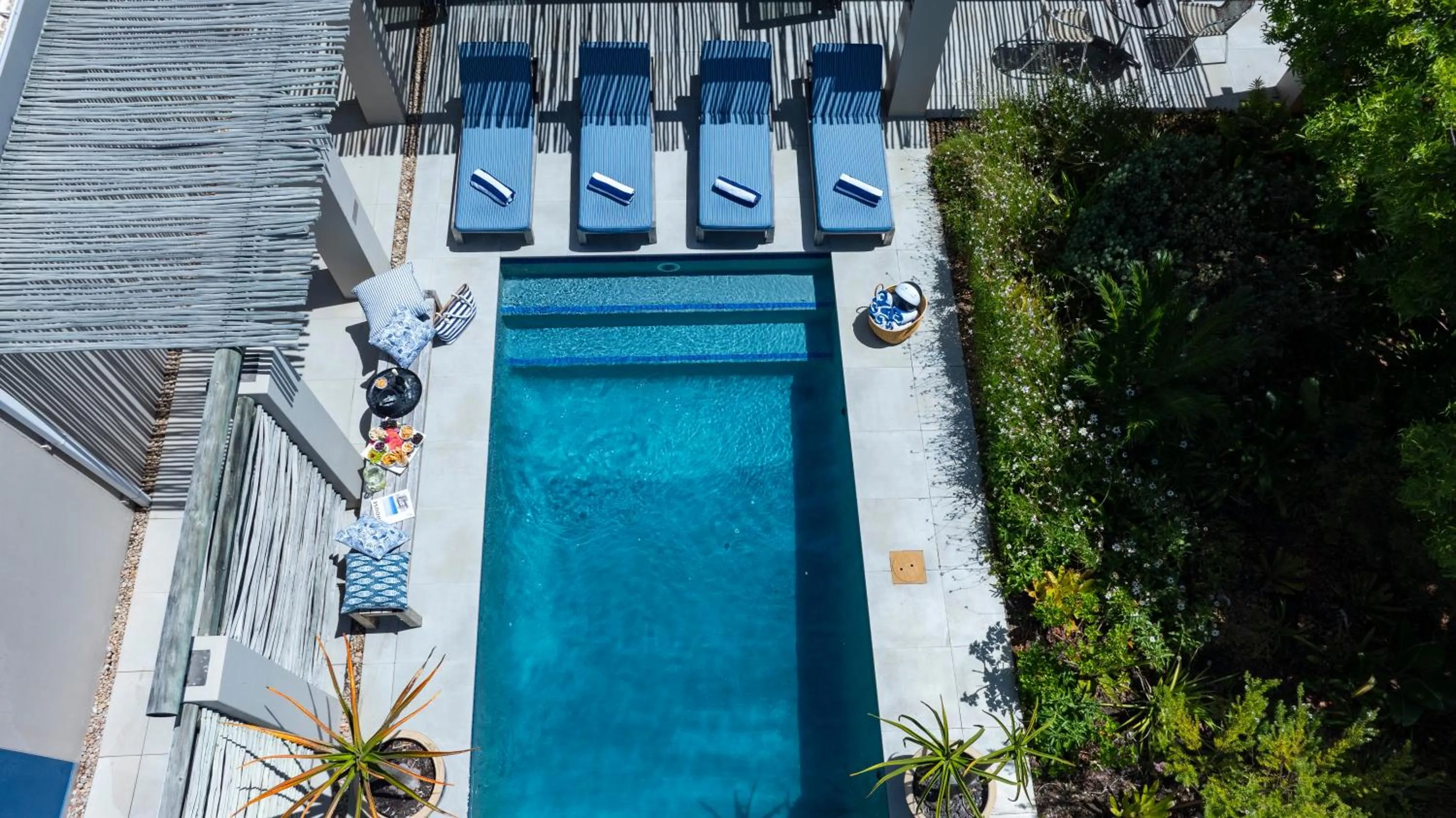 Swimming pool in Scallop Lodge