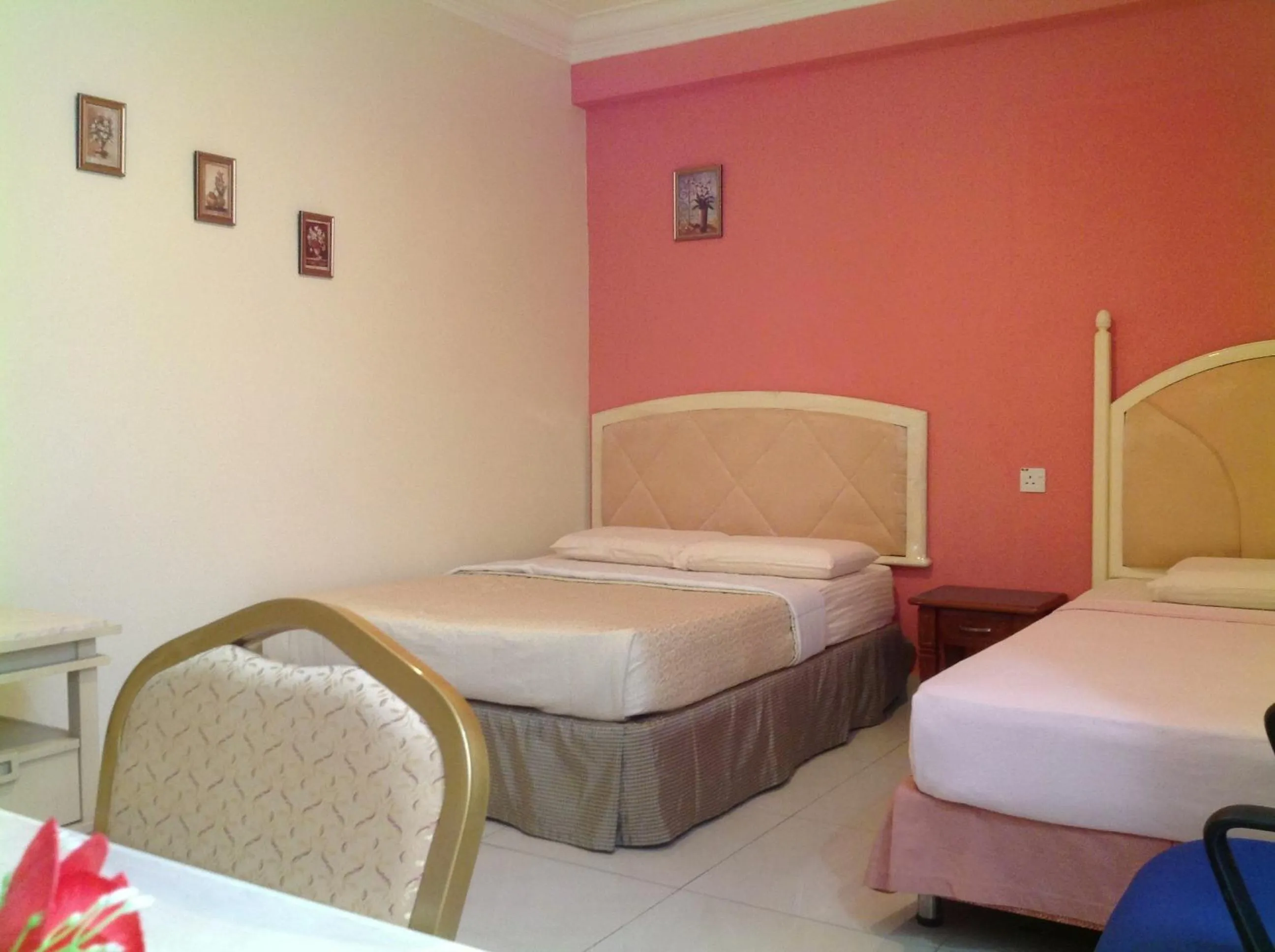 Bed in Hotel Morning Glory