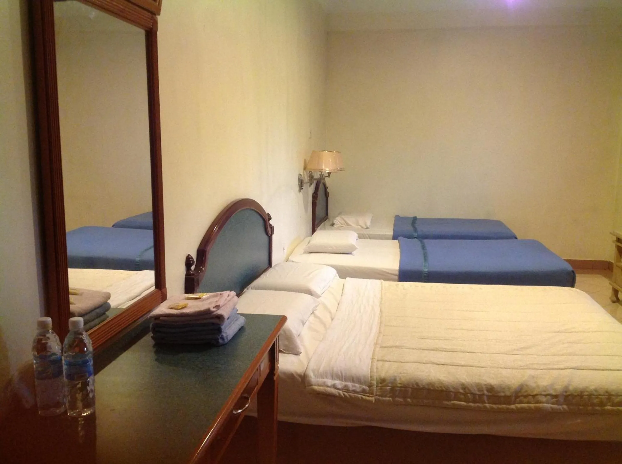 Photo of the whole room, Bed in Hotel Morning Glory