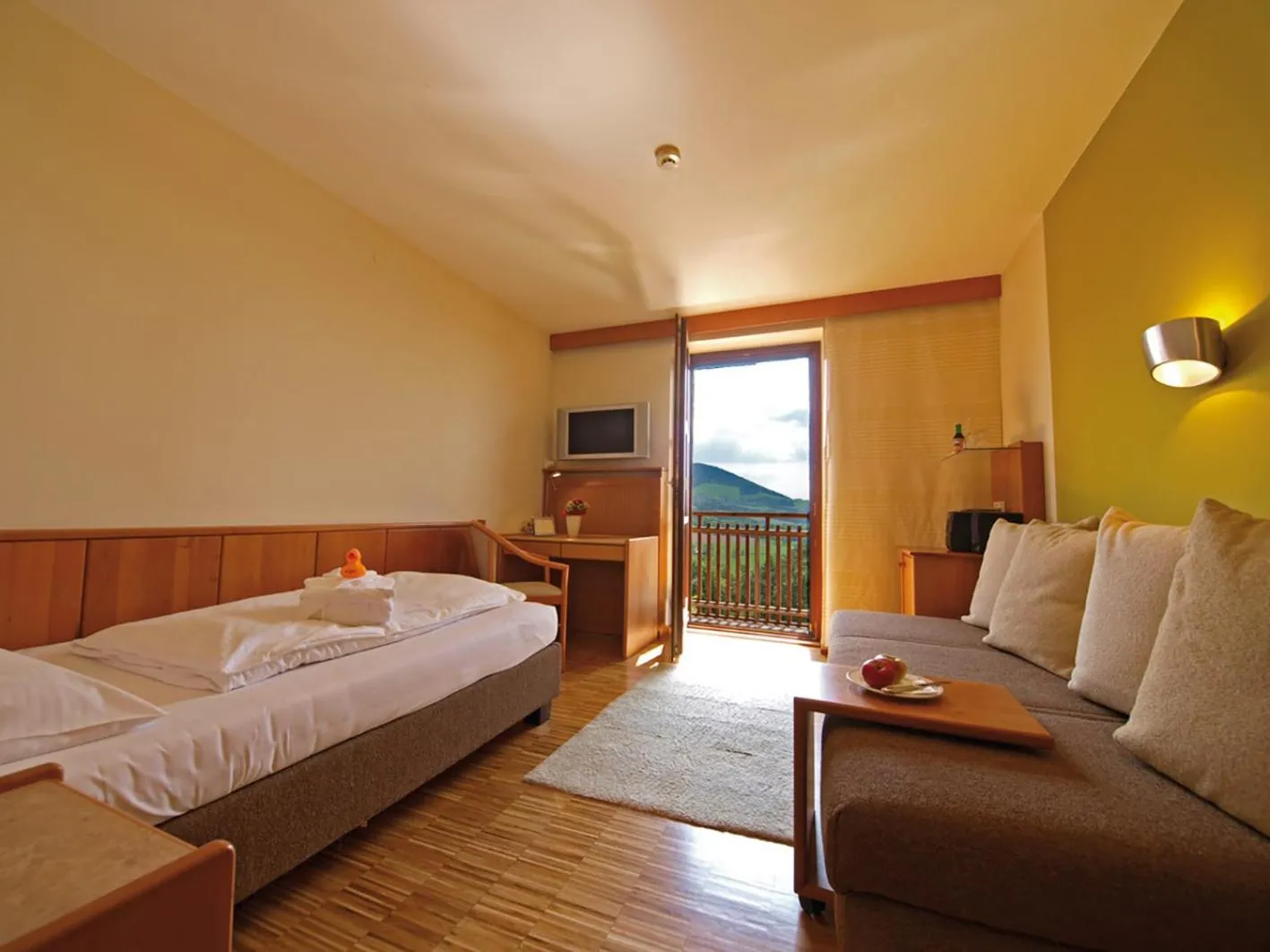 Photo of the whole room, Bed in RETTER Bio-Natur-Resort