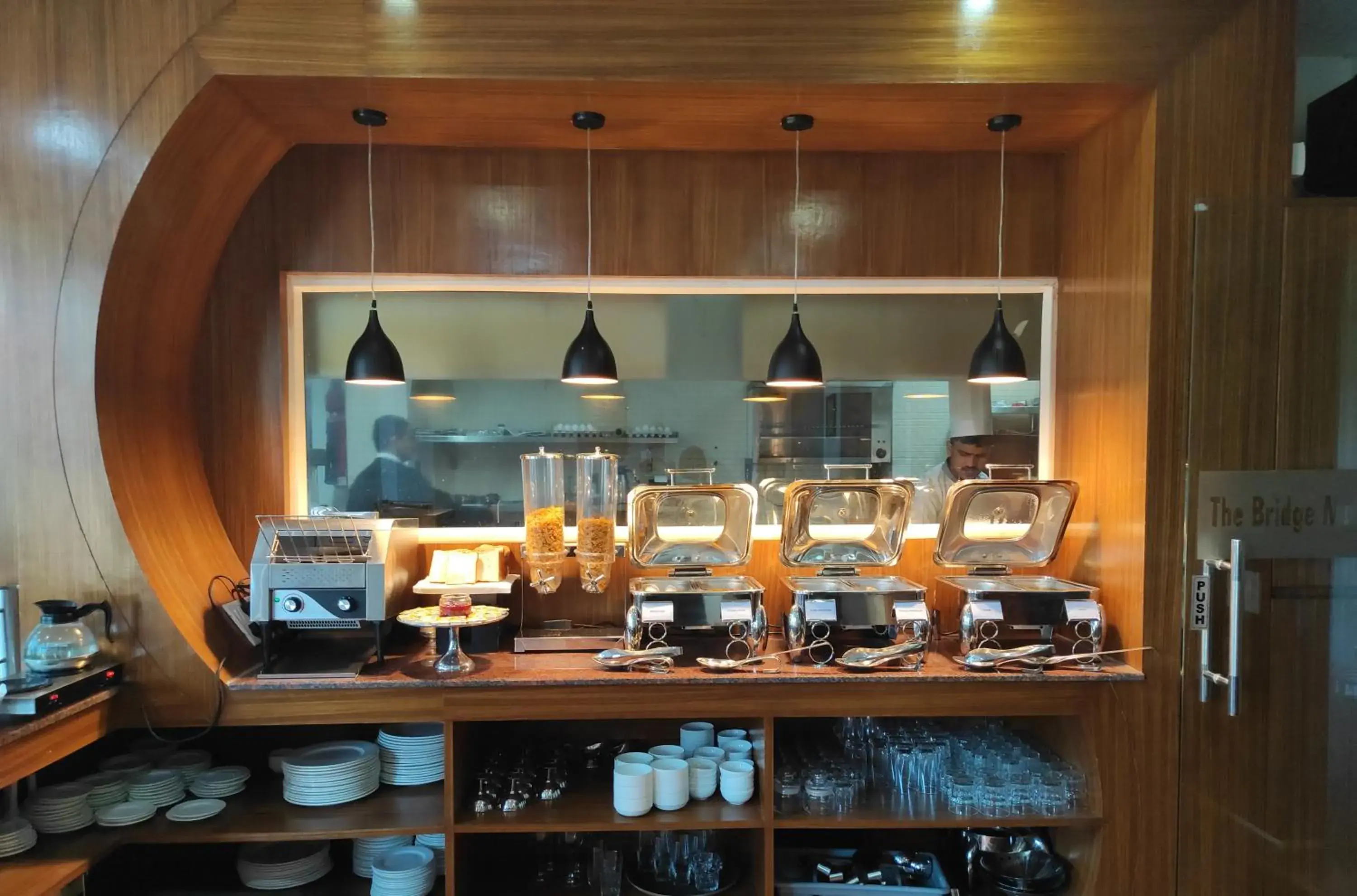 Breakfast in Himalayan Splendour Resort Breakfast in Himalayan Splendour Resort