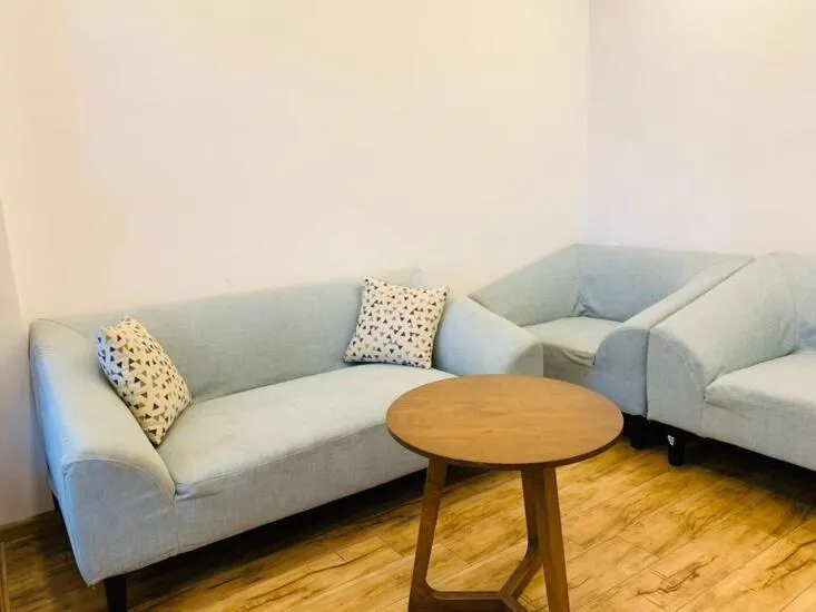 Living room in Himalayan Splendour Resort