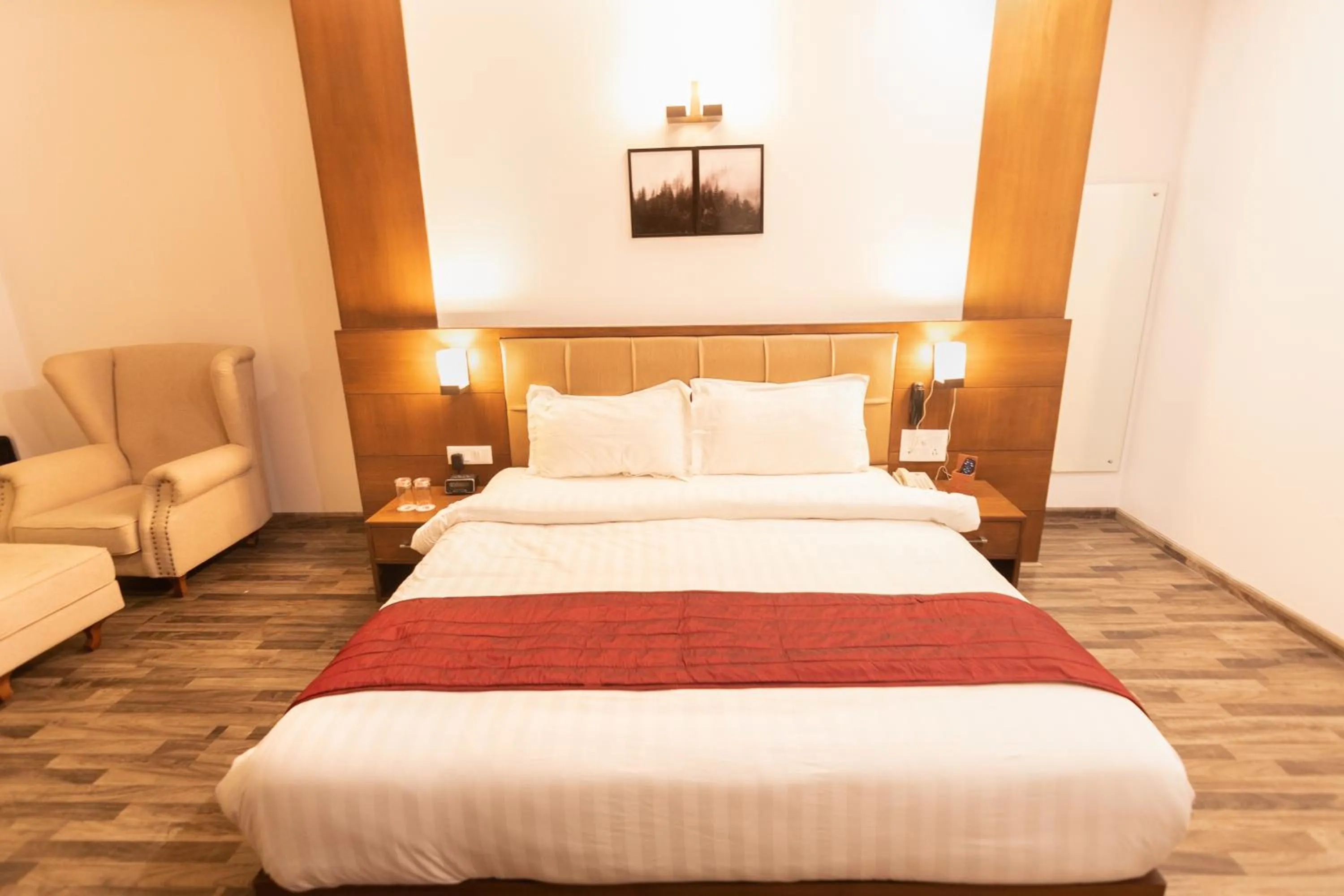 Bed in Himalayan Splendour Resort