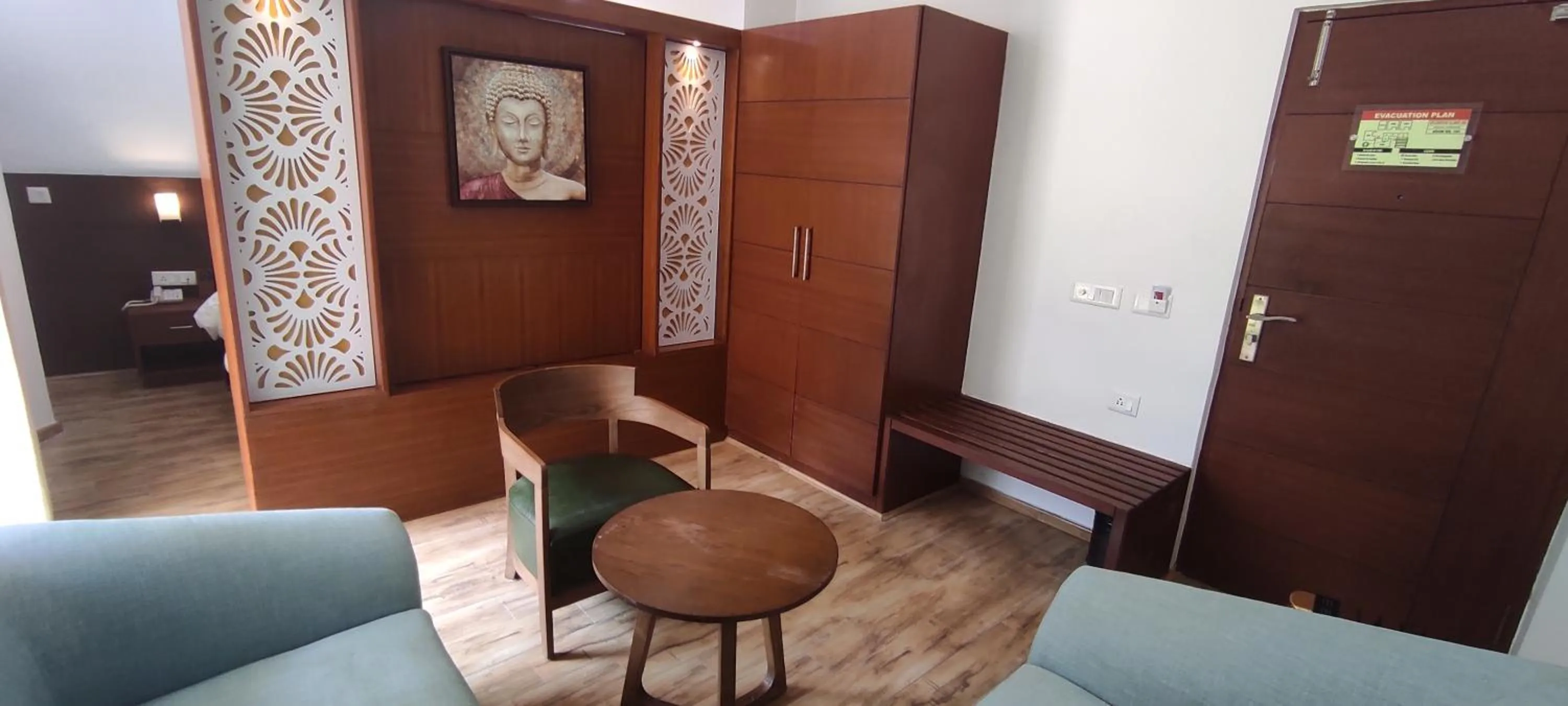 Living room in Himalayan Splendour Resort