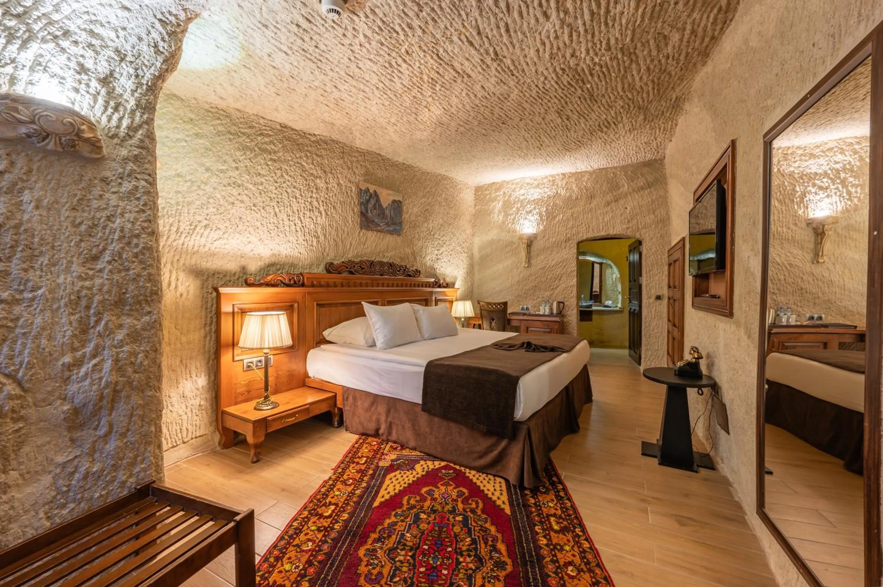 Photo of the whole room, Bed in Utopia Cave Cappadocia