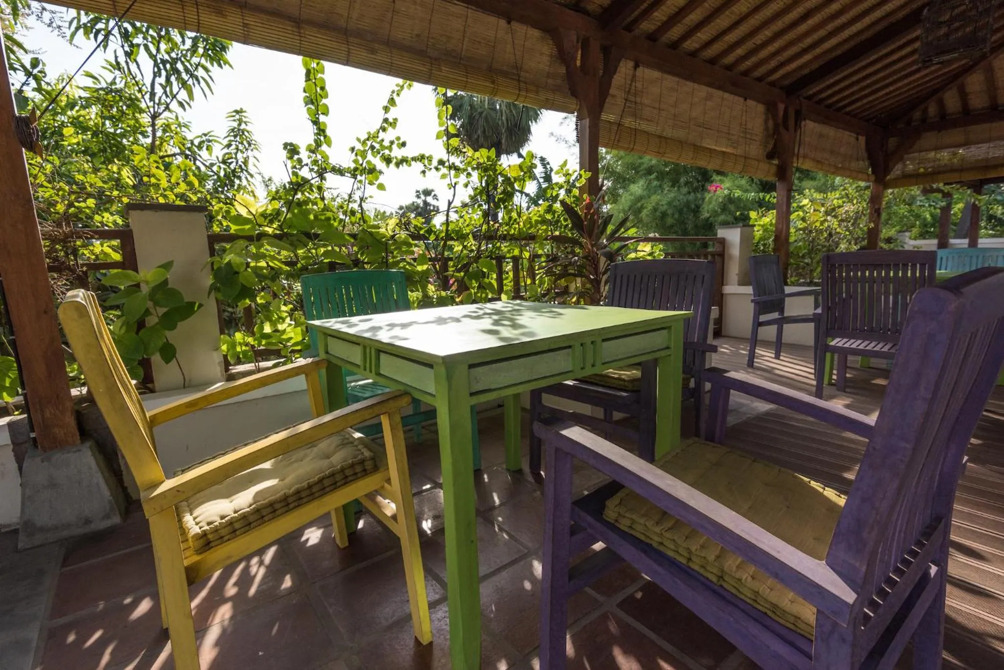 Dining area in Arjuna Homestay