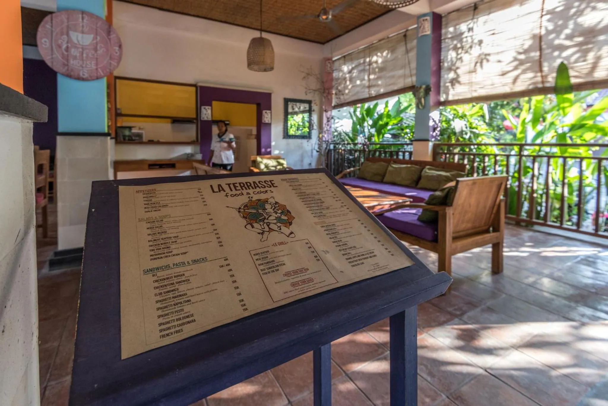 Dining area in Arjuna Homestay