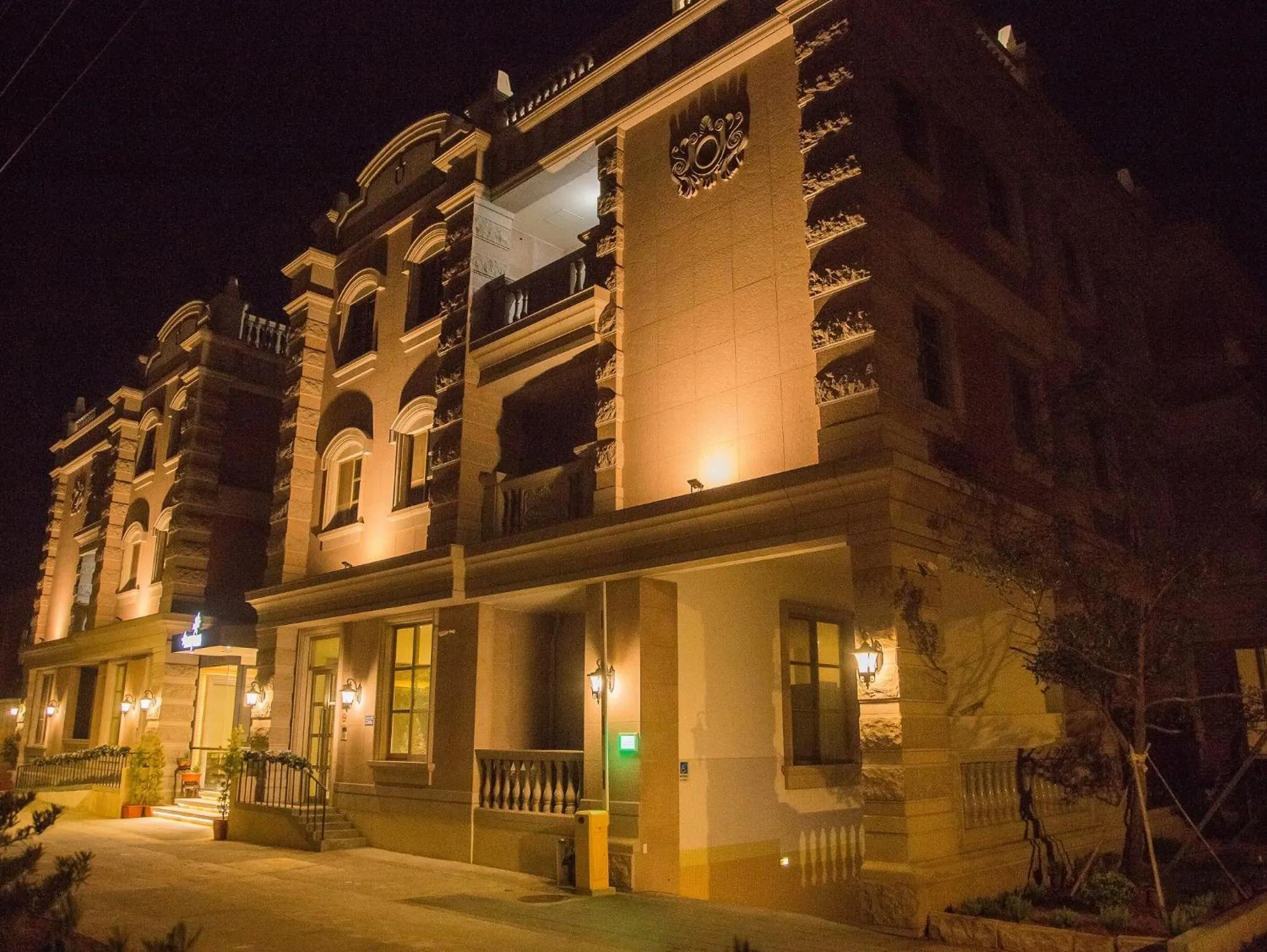 Property building in Happy Casa Resorts