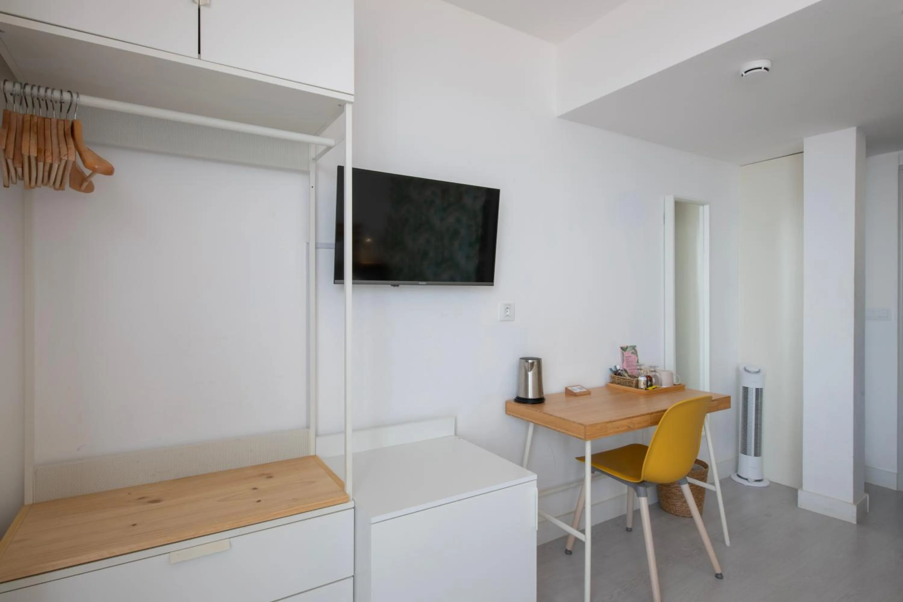 TV and multimedia in Banana Garden La Palma