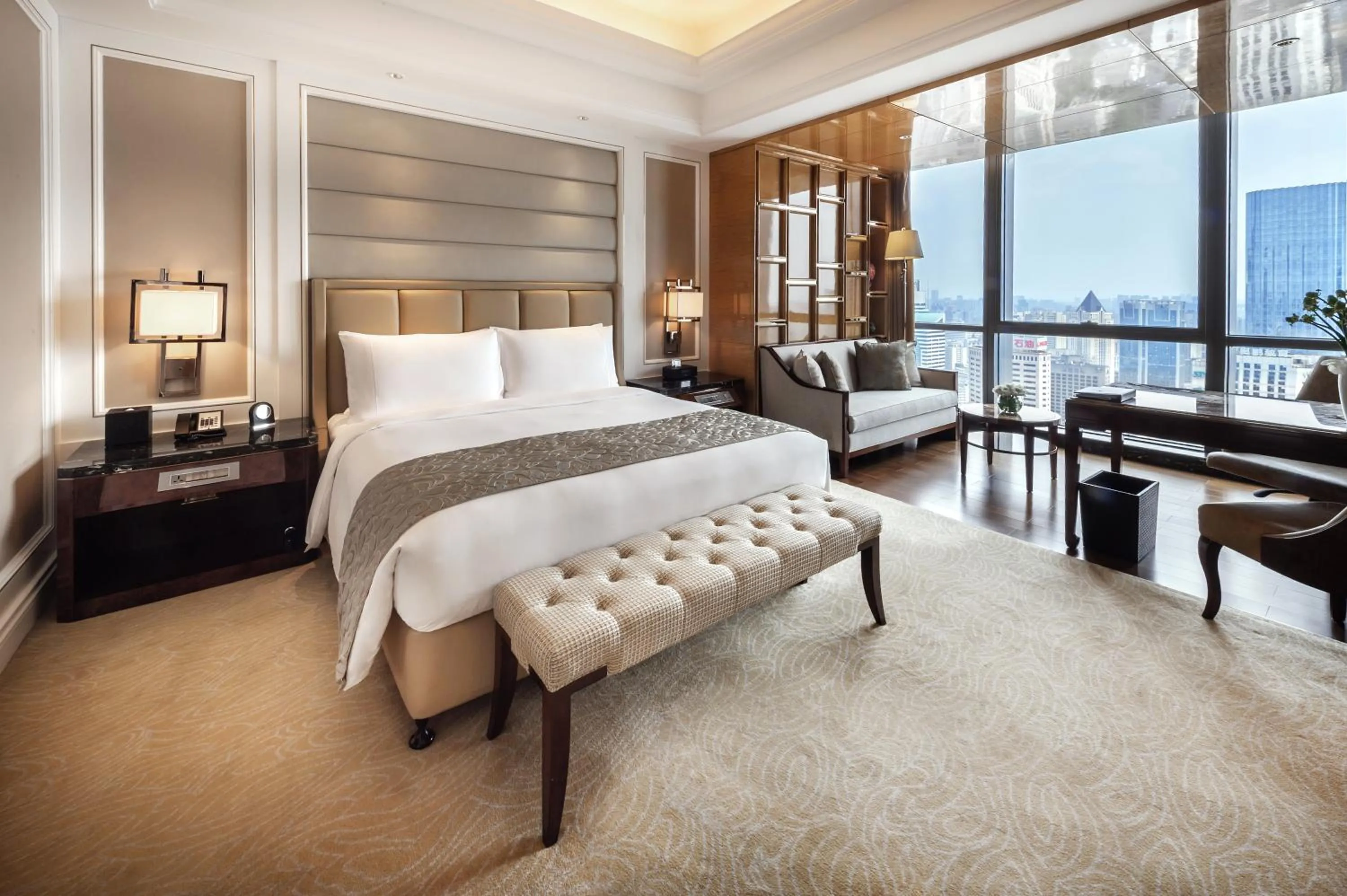 Bed in The Ritz-Carlton, Chengdu