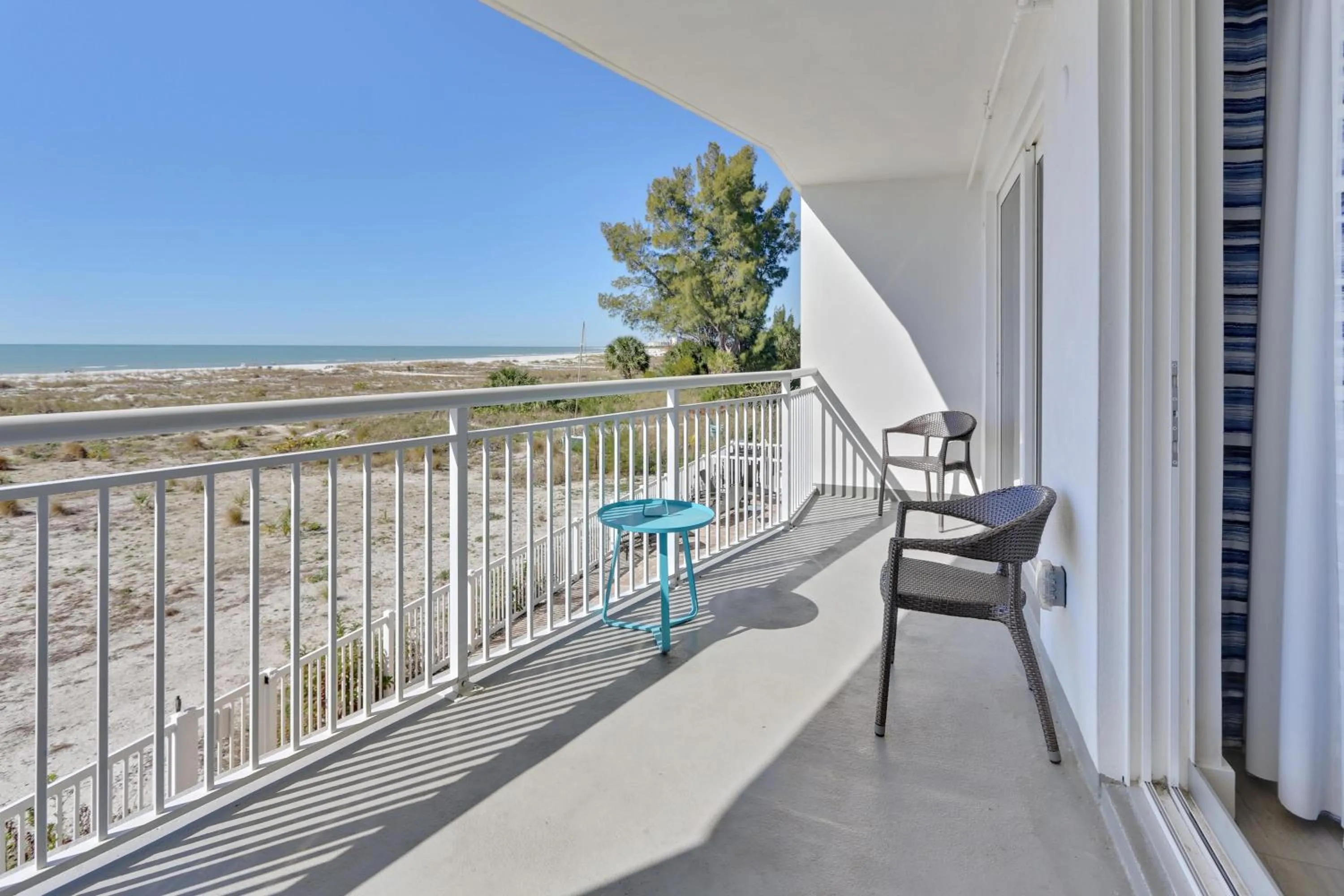 Oceana 202 West