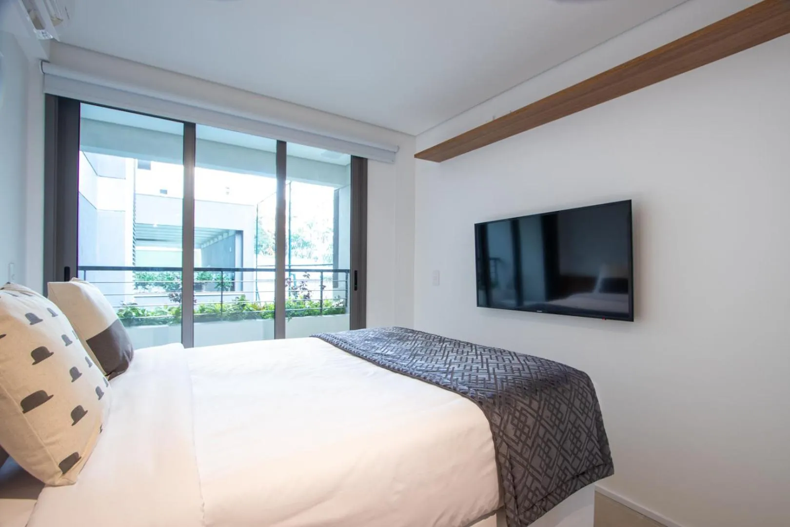 Bed in Charlie Vila Nova Conceição Jacques Félix