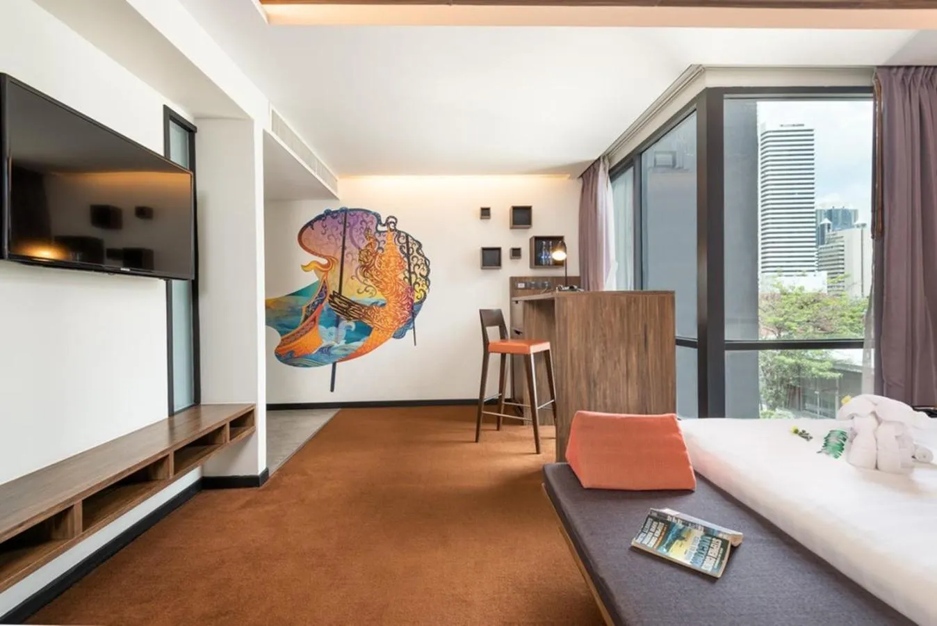 TV and multimedia, Bed in Maitria Mode Sukhumvit 15 Bangkok - A Chatrium Collection