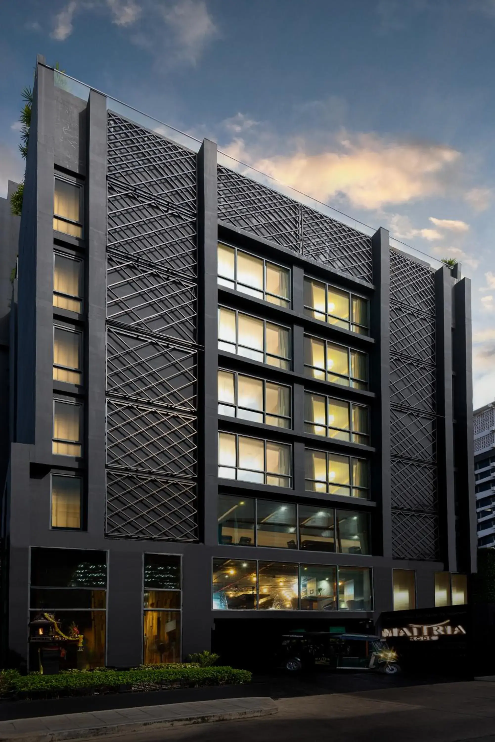 Property building in Maitria Mode Sukhumvit 15 Bangkok - A Chatrium Collection Property building in Maitria Mode Sukhumvit 15 Bangkok - A Chatrium Collection