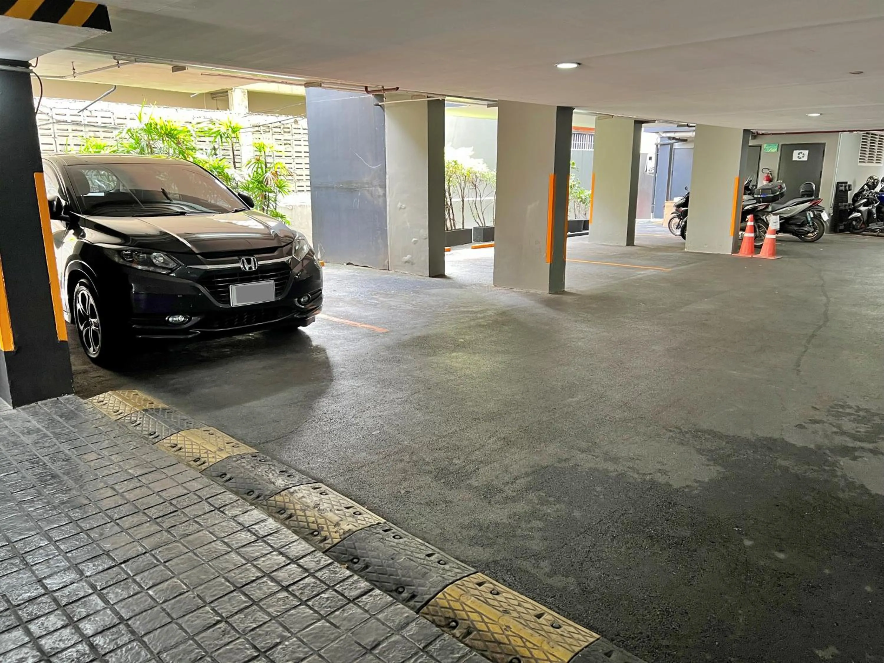 Parking in Maitria Mode Sukhumvit 15 Bangkok - A Chatrium Collection