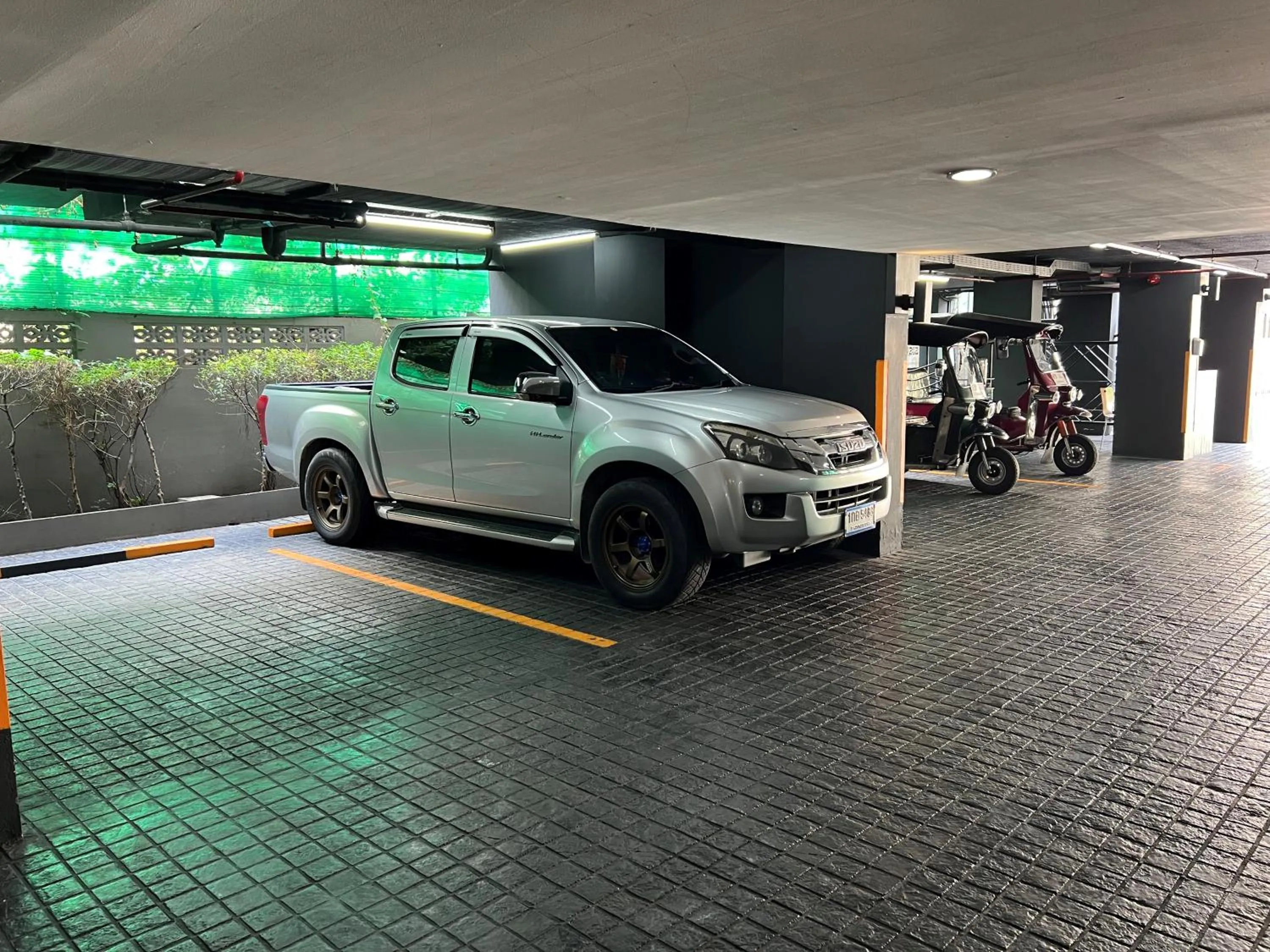 Parking in Maitria Mode Sukhumvit 15 Bangkok - A Chatrium Collection