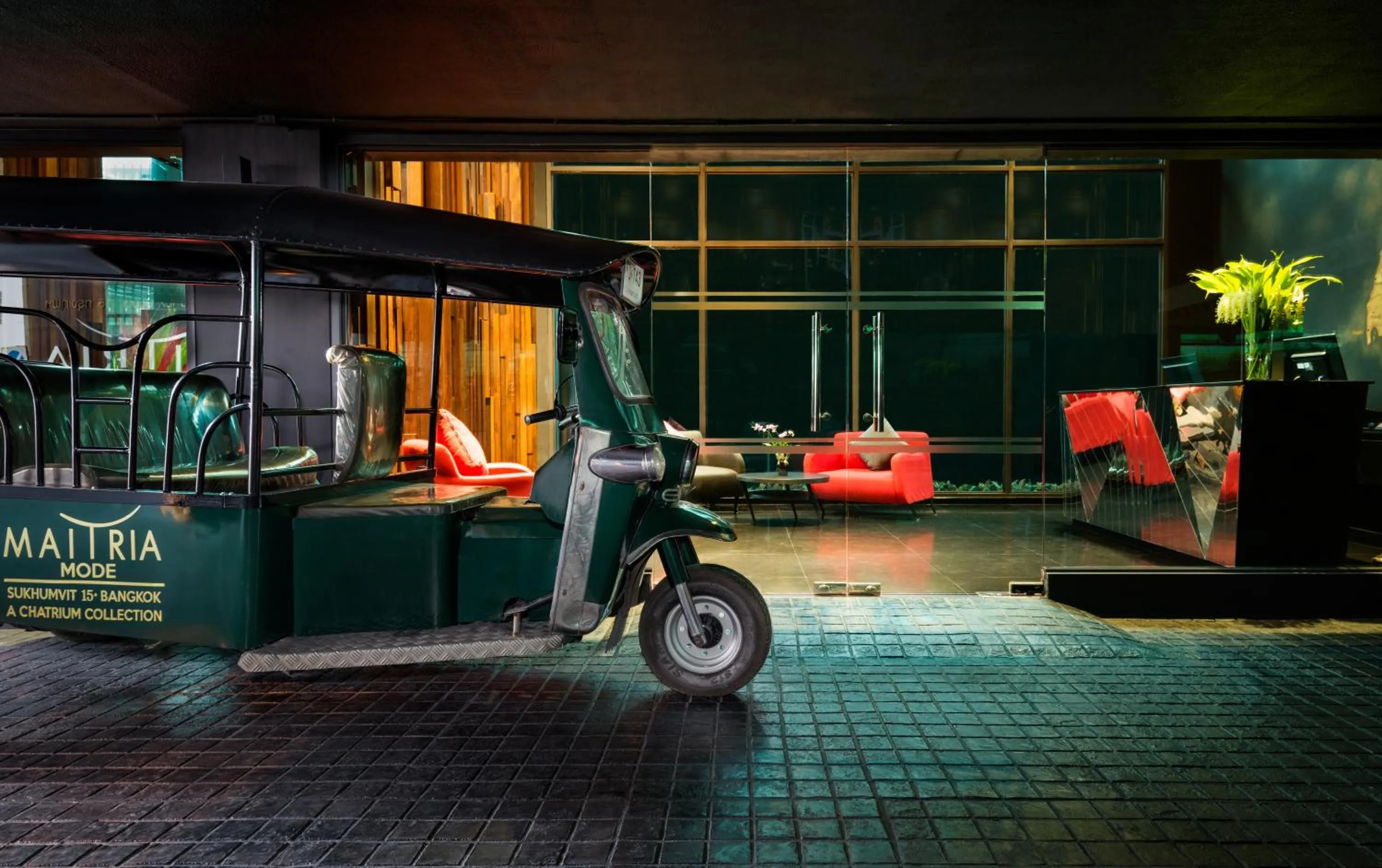 shuttle in Maitria Mode Sukhumvit 15 Bangkok - A Chatrium Collection