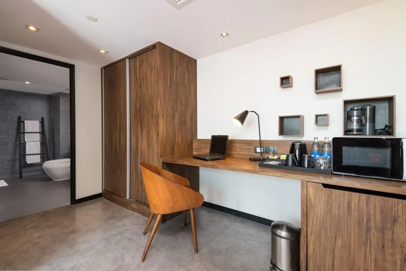 Coffee/tea facilities in Maitria Mode Sukhumvit 15 Bangkok - A Chatrium Collection