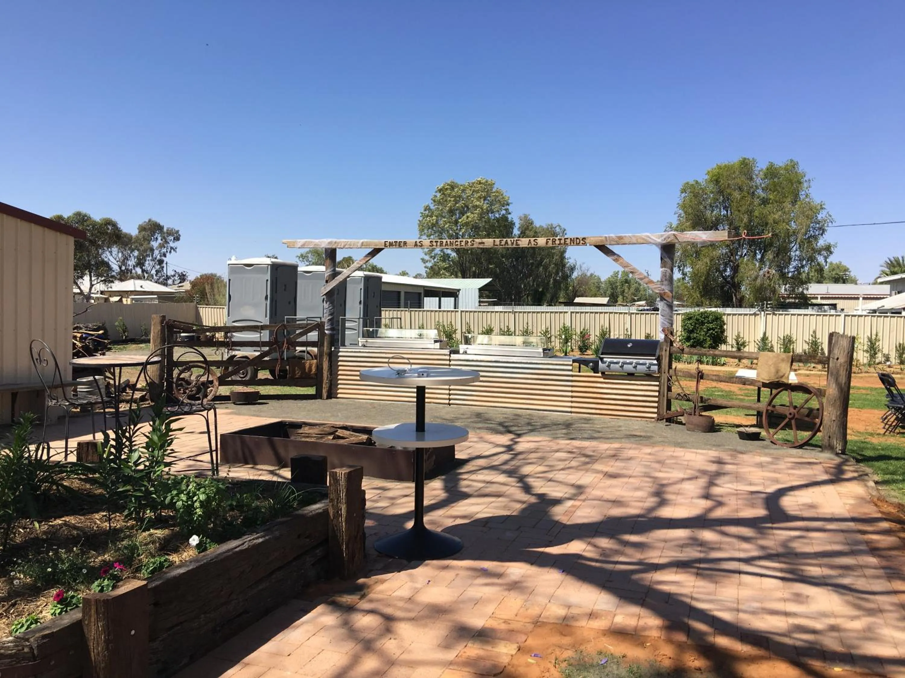 Patio in Club Boutique Hotel Cunnamulla