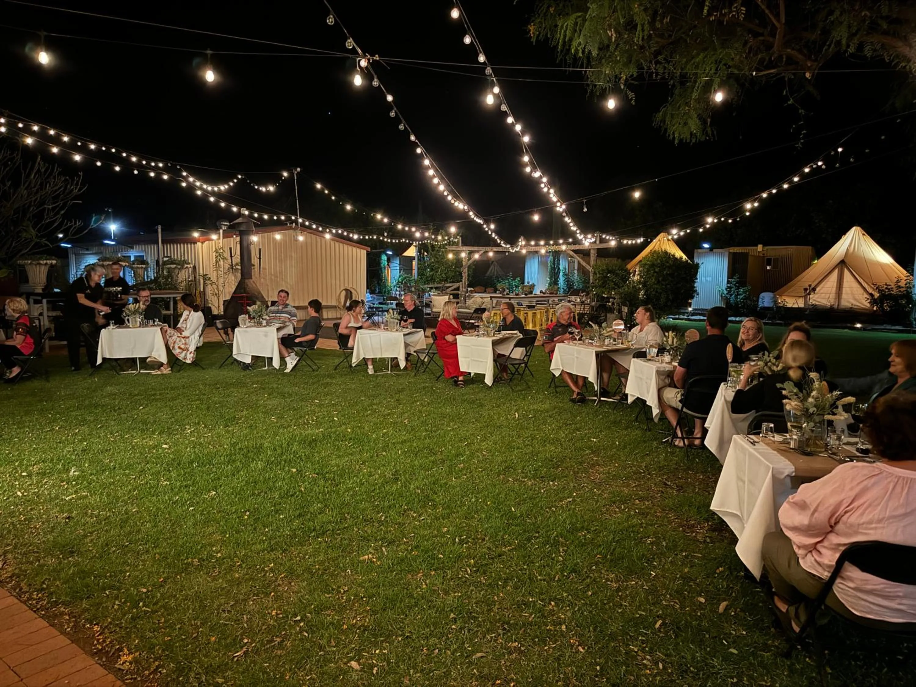 Restaurant/places to eat in Club Boutique Hotel Cunnamulla