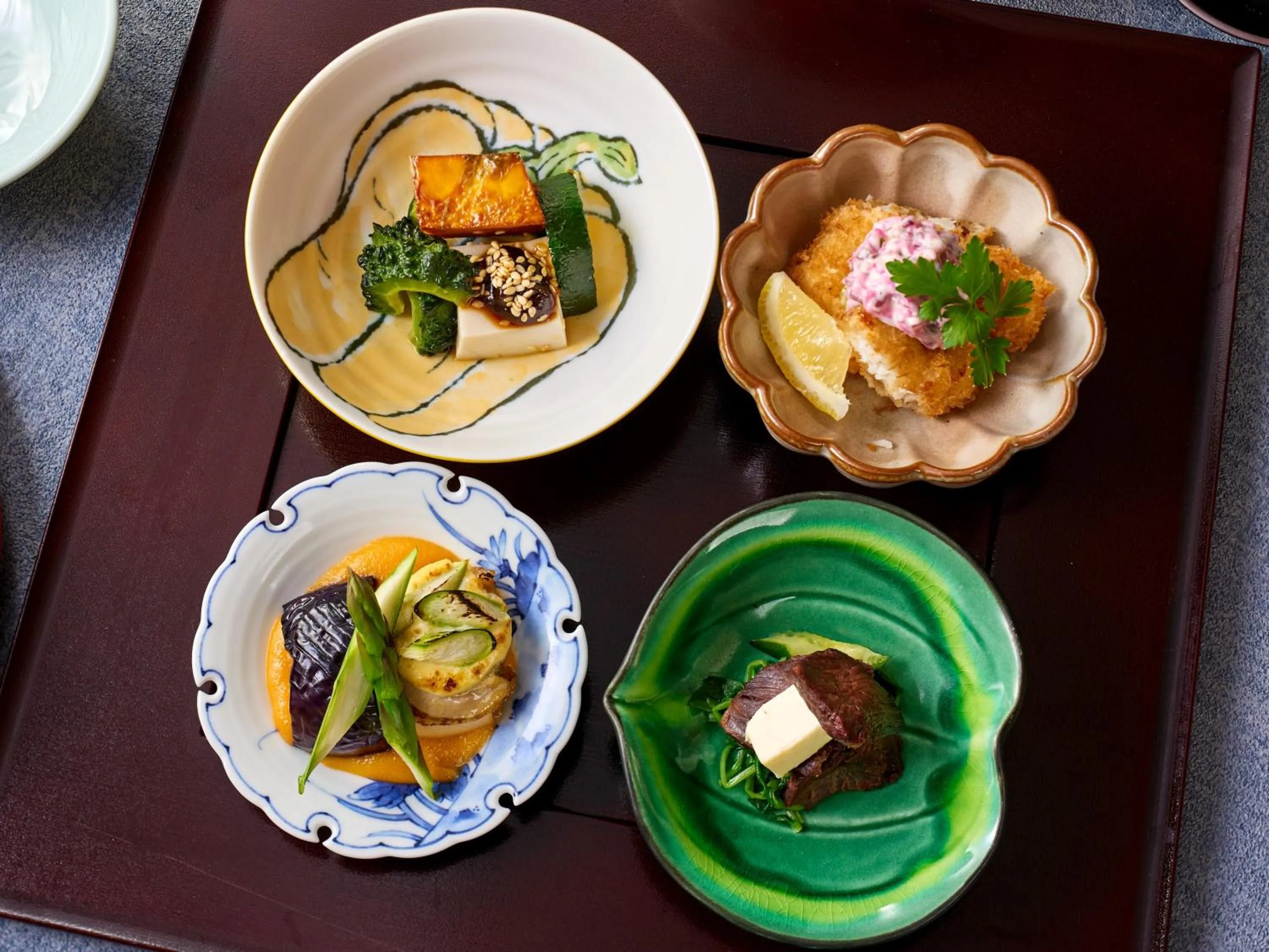 Food and drinks in Sun Members Kyoto Saga