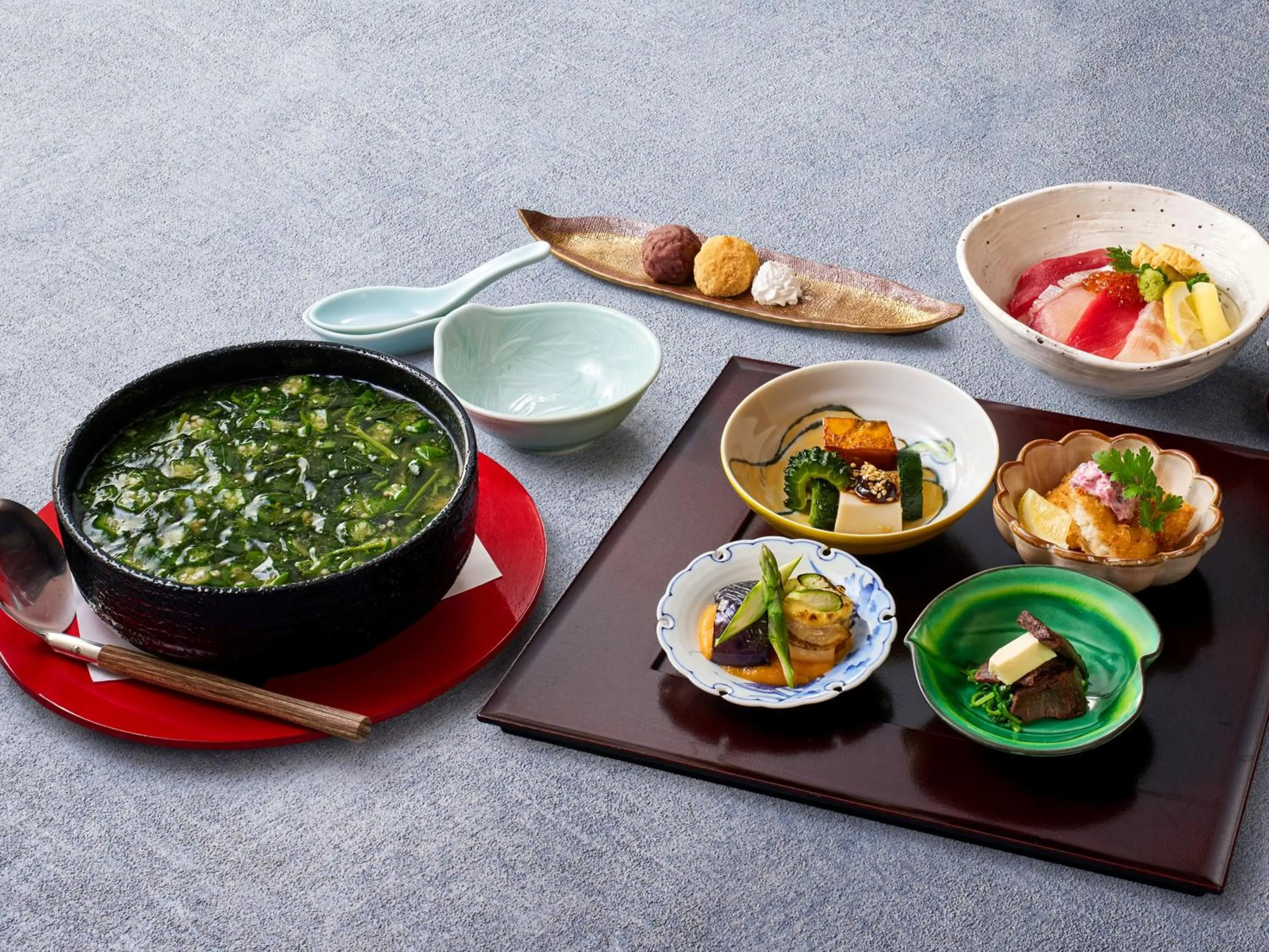 Food and drinks in Sun Members Kyoto Saga