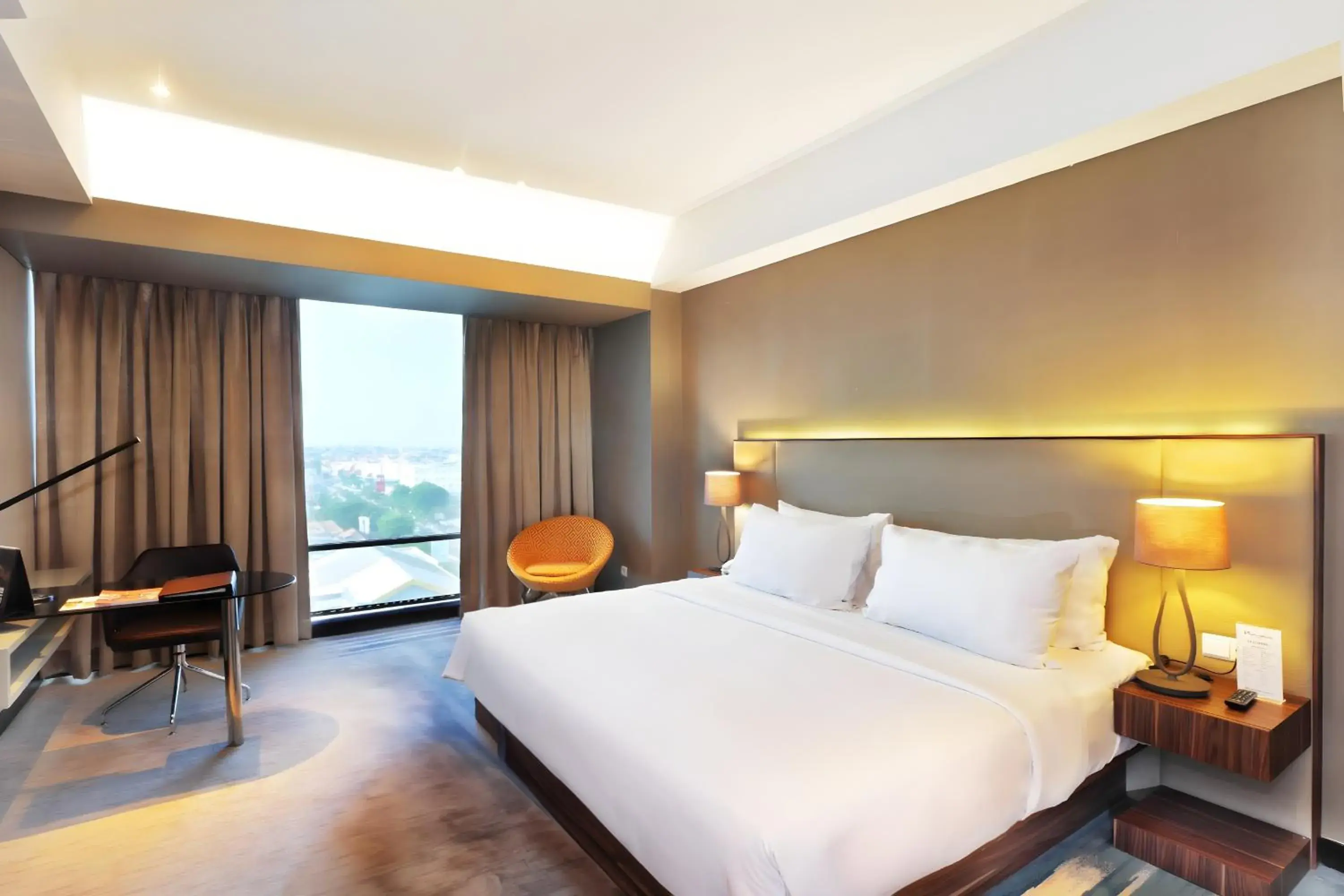 View (from property/room), Bed in Swiss-Belhotel Cirebon View (from property/room), Bed in Swiss-Belhotel Cirebon