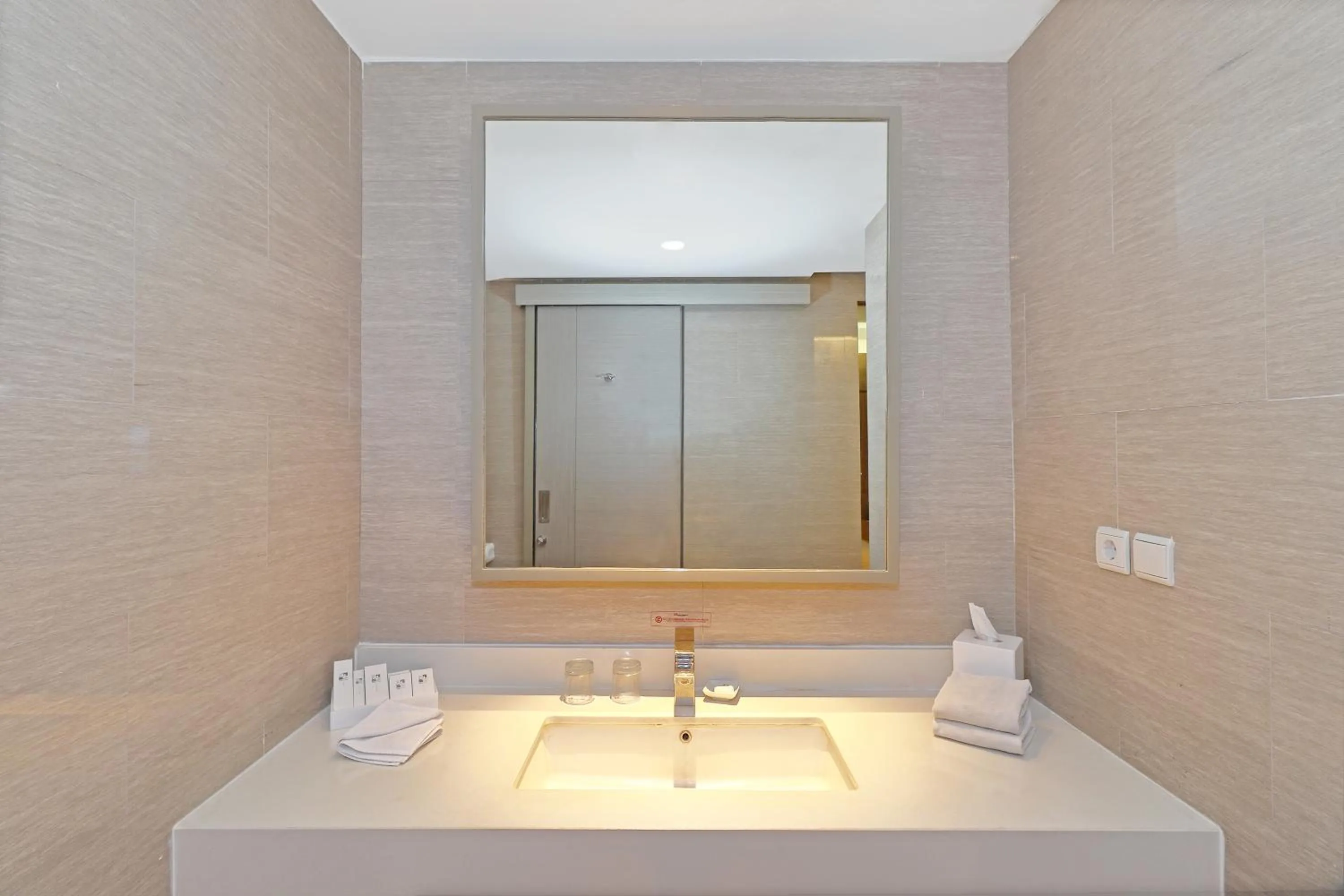 Bathroom in Swiss-Belhotel Cirebon
