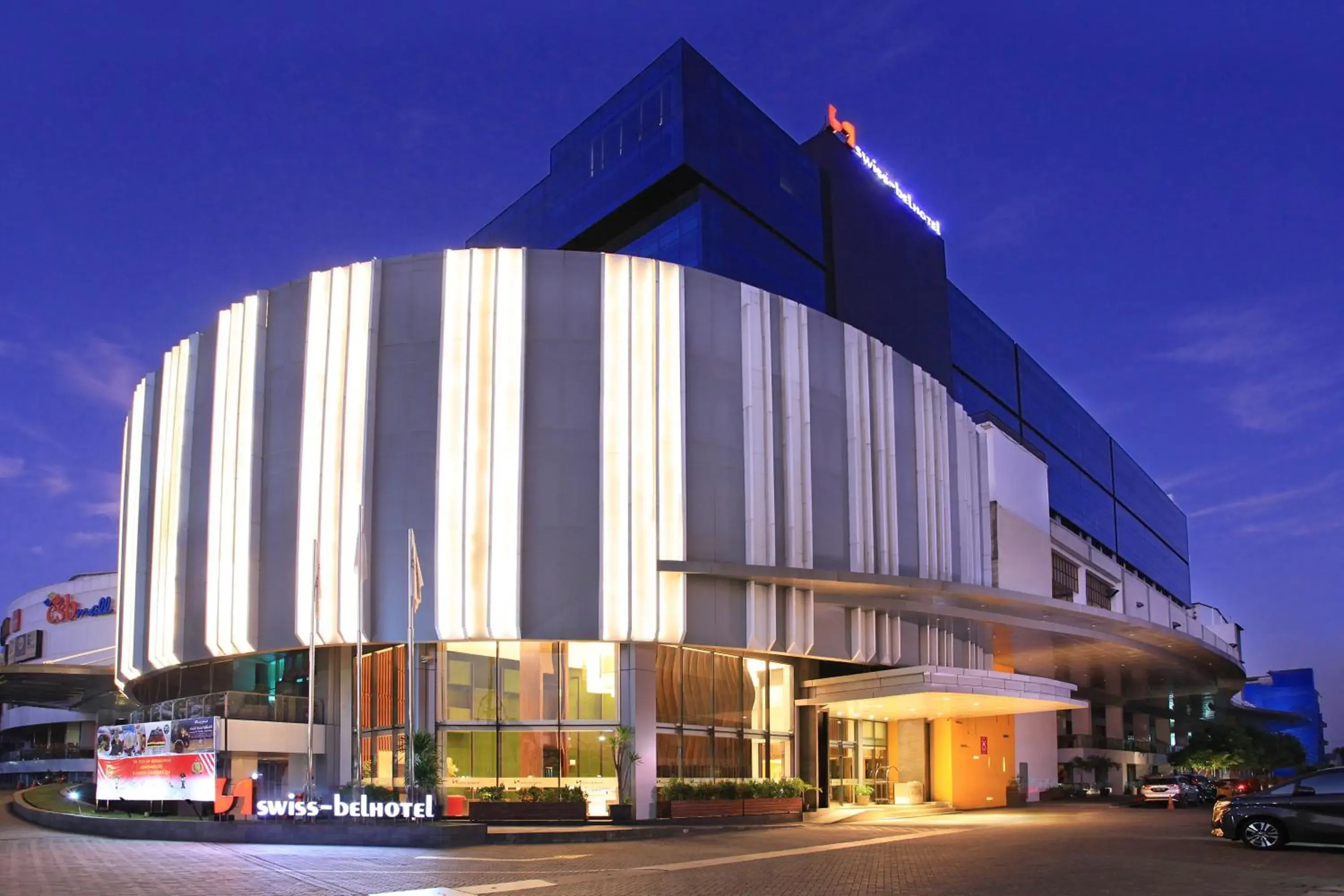 Property building in Swiss-Belhotel Cirebon Property building in Swiss-Belhotel Cirebon