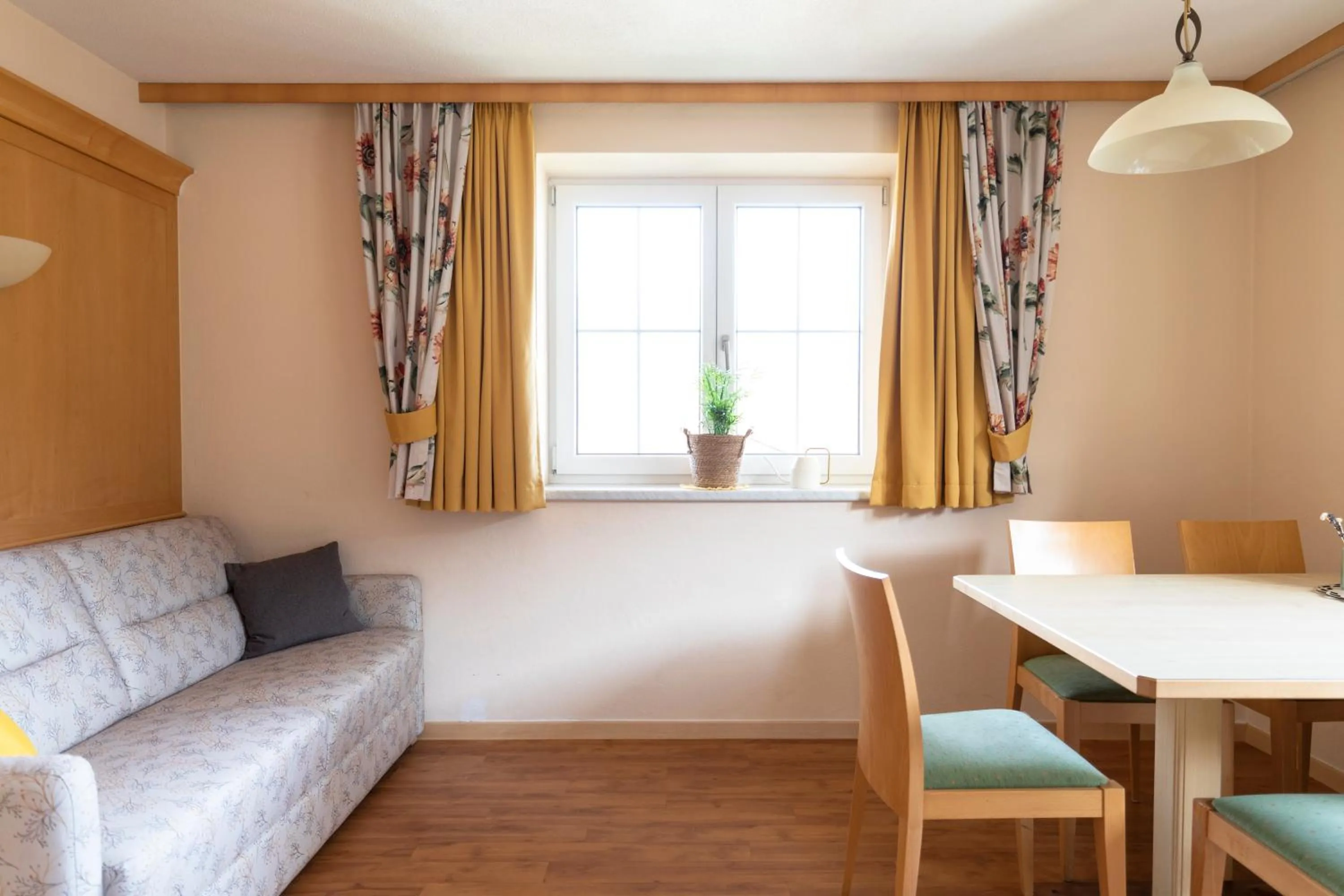 Living room, Bed in Residenz Theresa