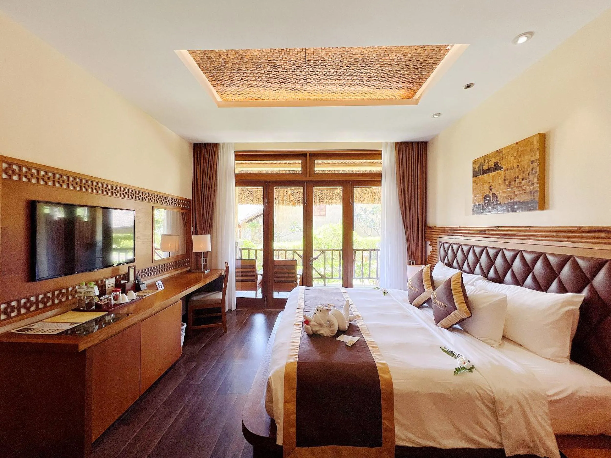Bedroom, Bed in Aroma Beach Resort and Spa