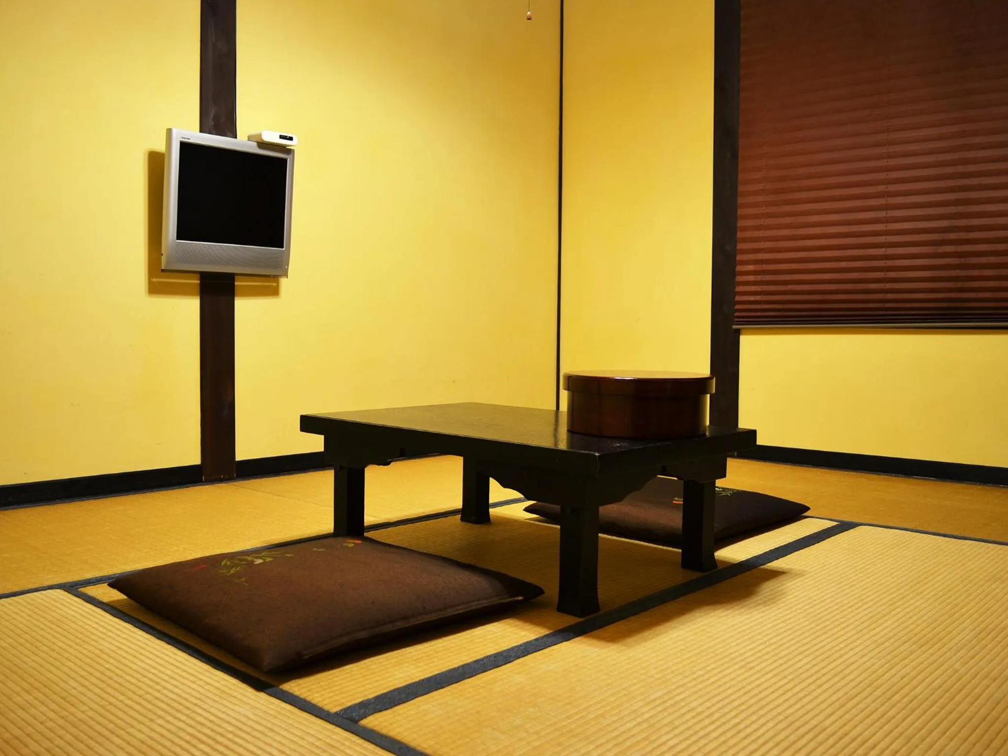 Seating area in Tabinoyado Asonoyu
