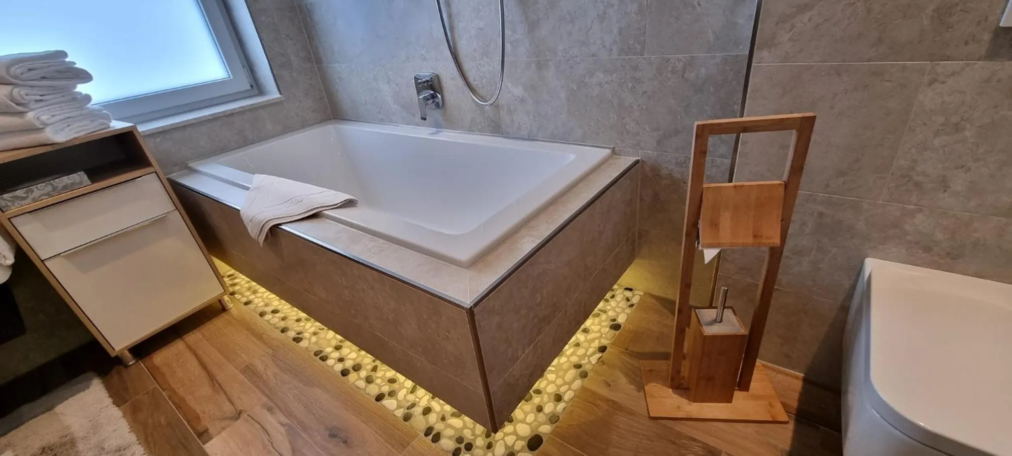 Bathroom in Hotel Goldene Rose