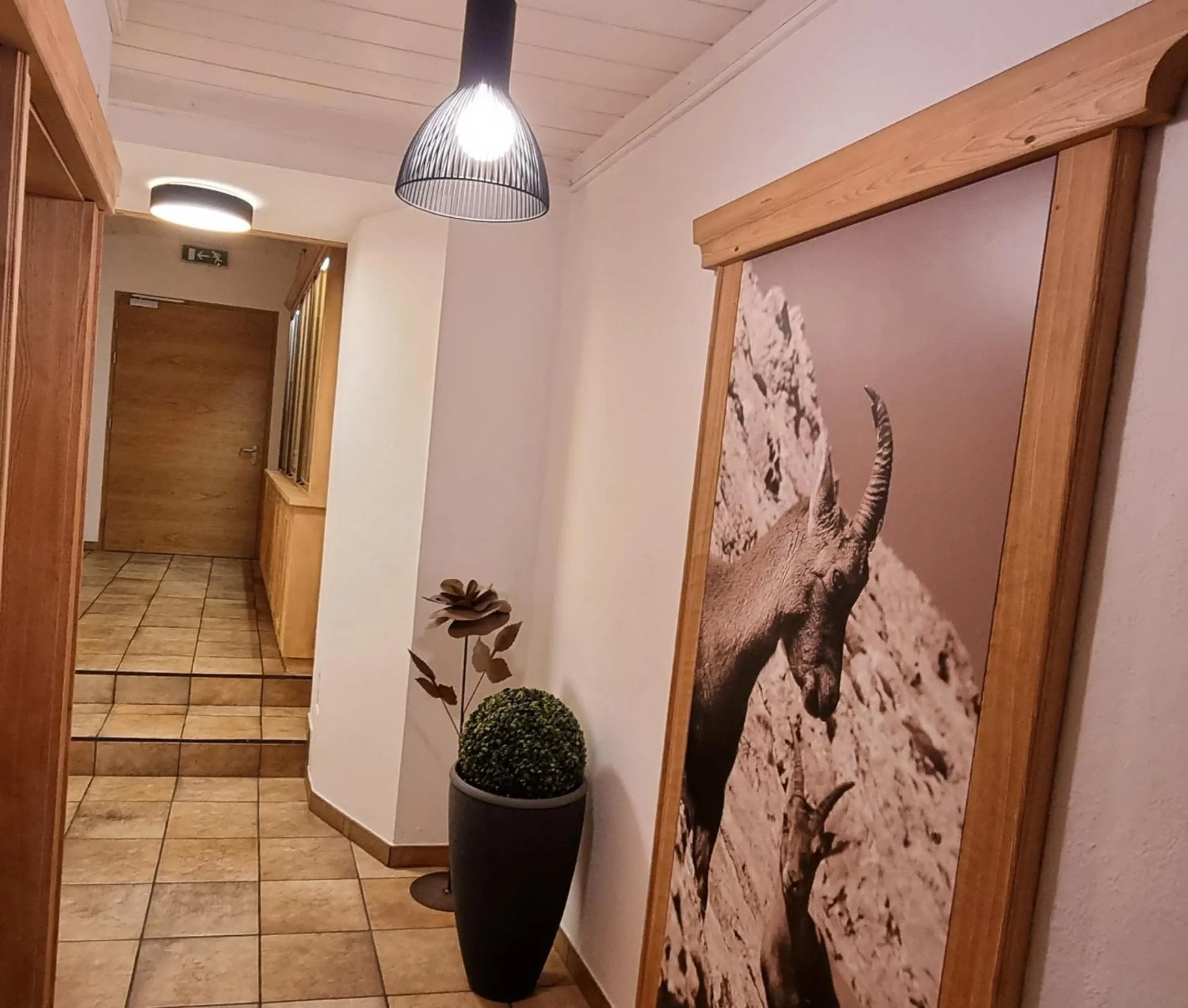 Restaurant/places to eat in Hotel Goldene Rose