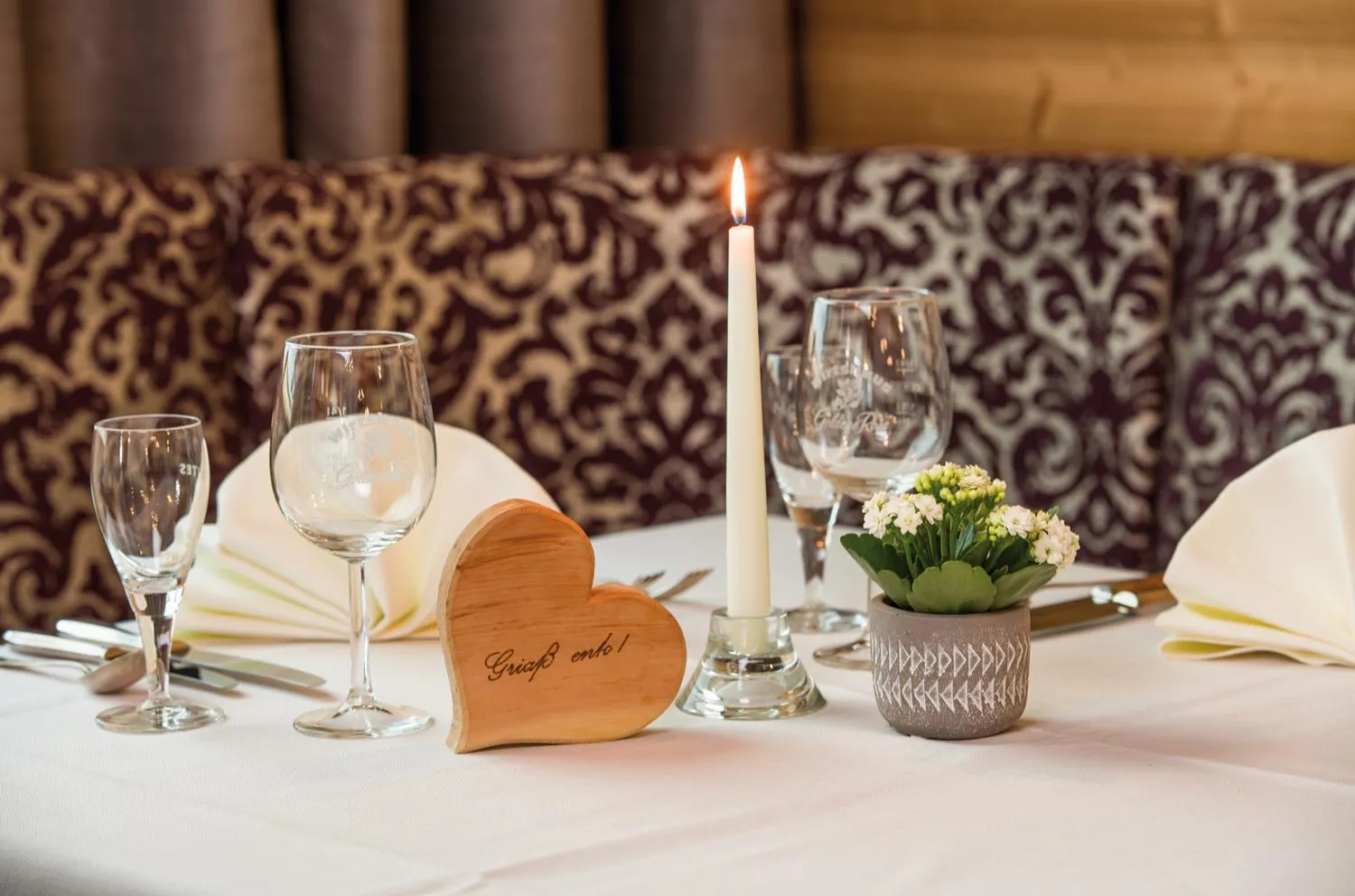 Restaurant/places to eat in Hotel Goldene Rose